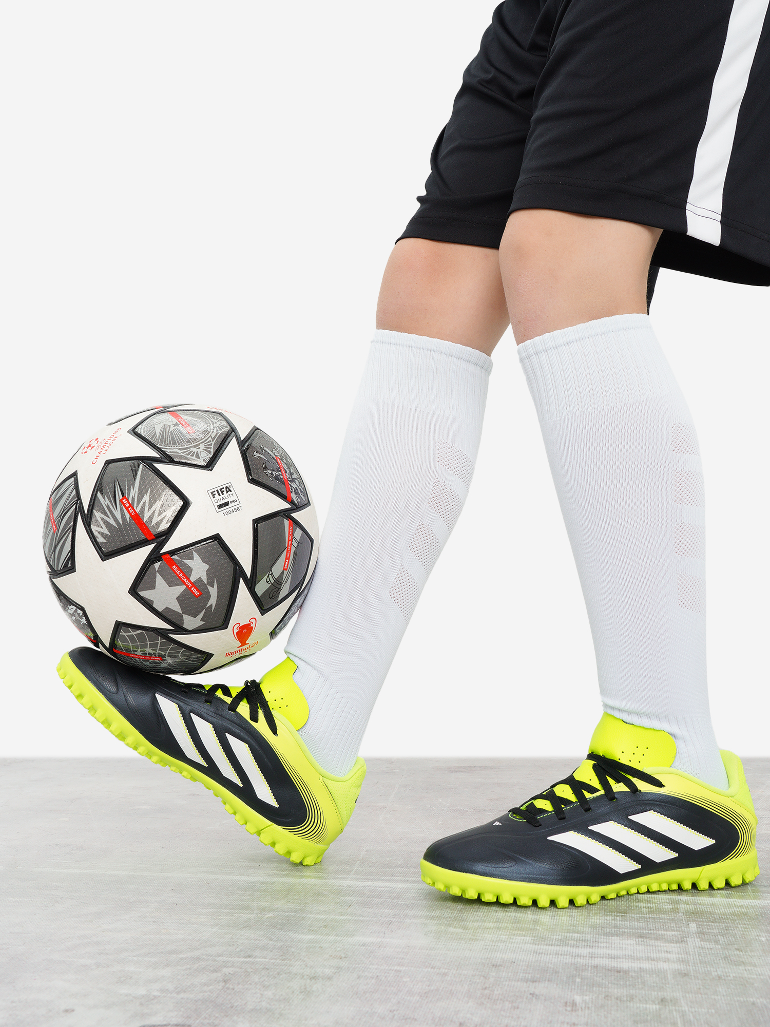 

Бутсы для мальчиков adidas Copa Pure III, Черный