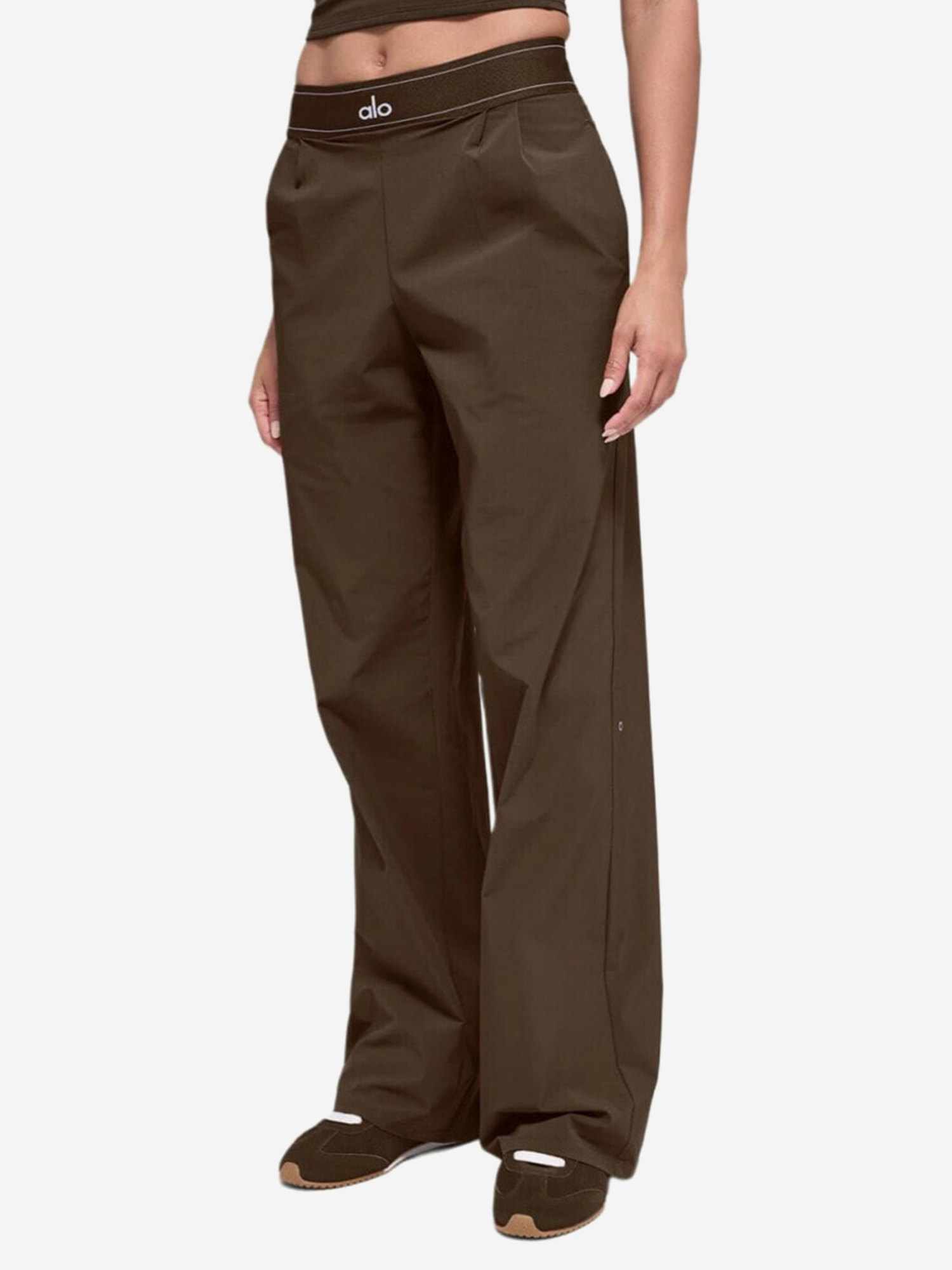 Изображение товара Женские спортивные брюки Alo Yoga коричневые для лта