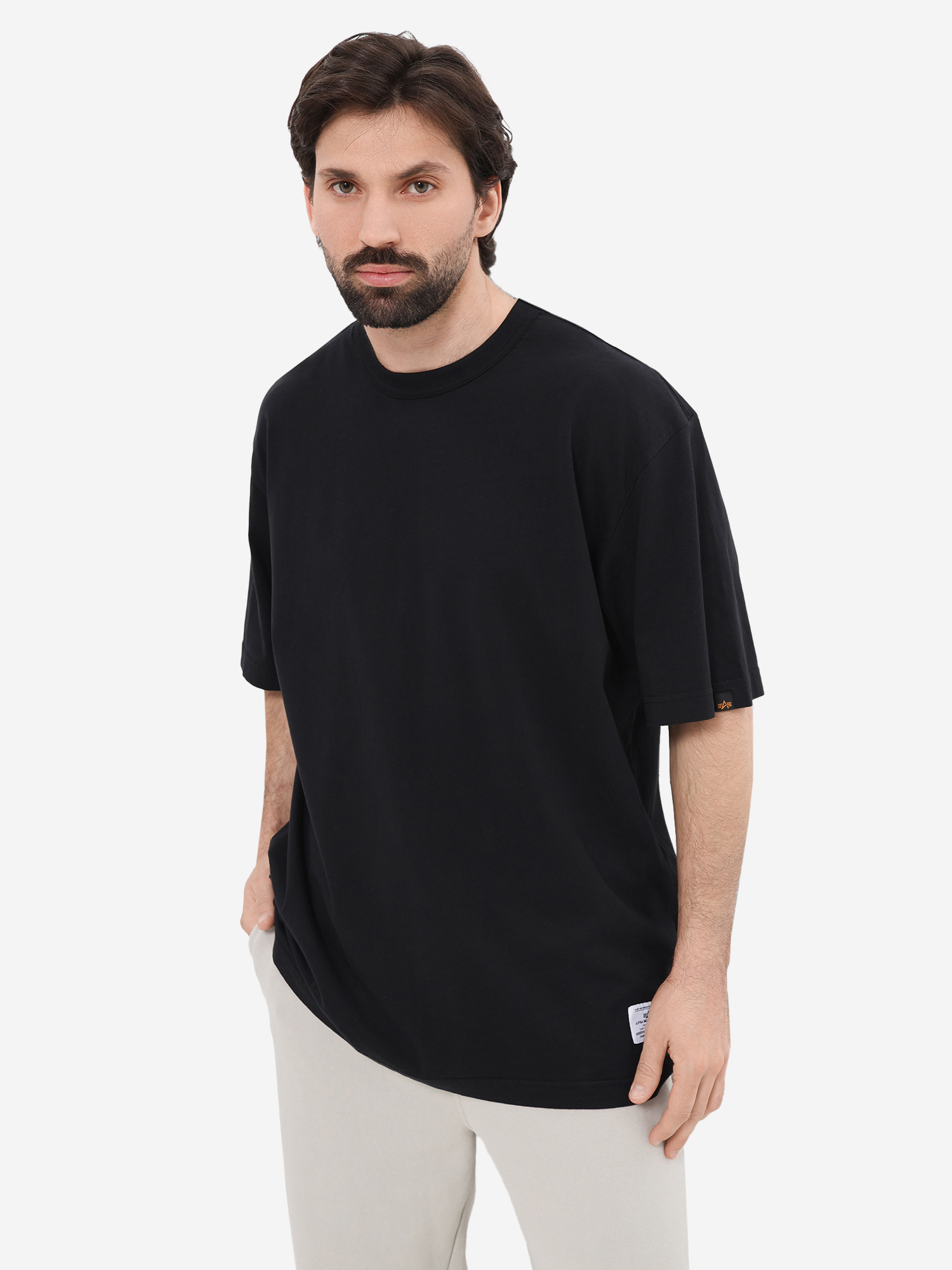 

Футболка Essential Relaxed Tee Alpha Industries, Черный