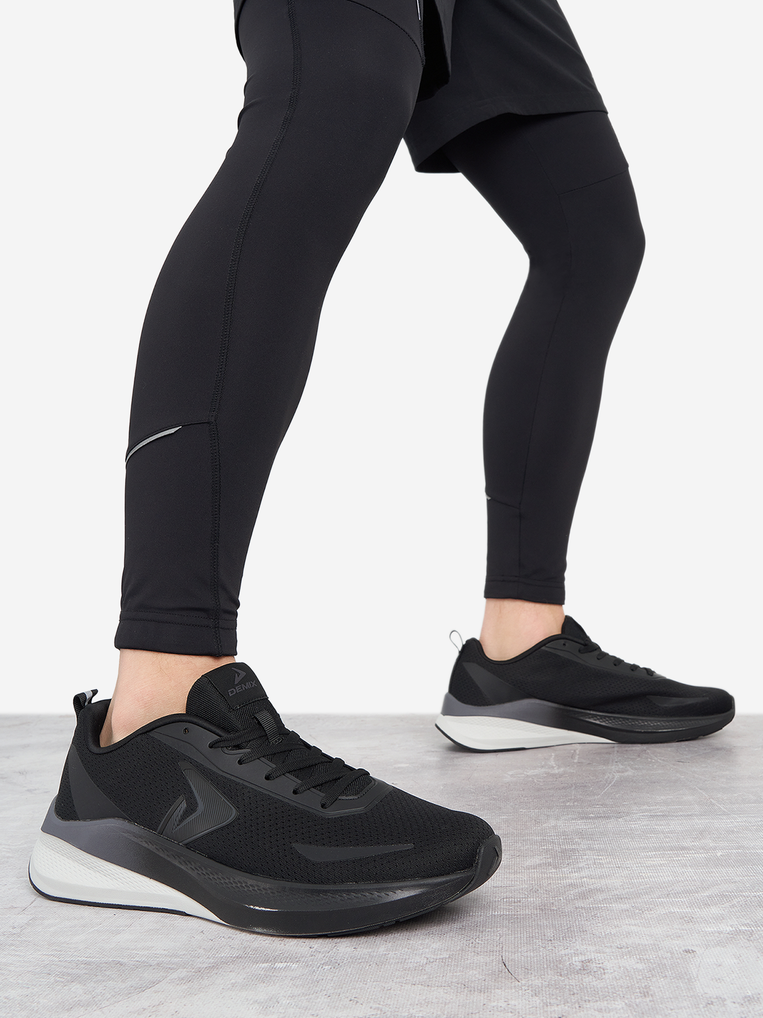 Изображение товара Кроссовки мужские Demix Sport Evo 2, Черный