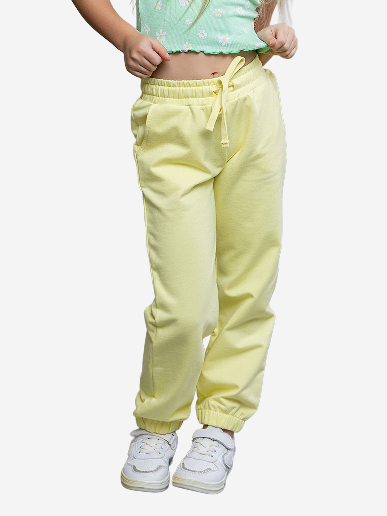 Изображение товара Брюки для девочки Batik желтые трикотажные с резинкой и шнурком