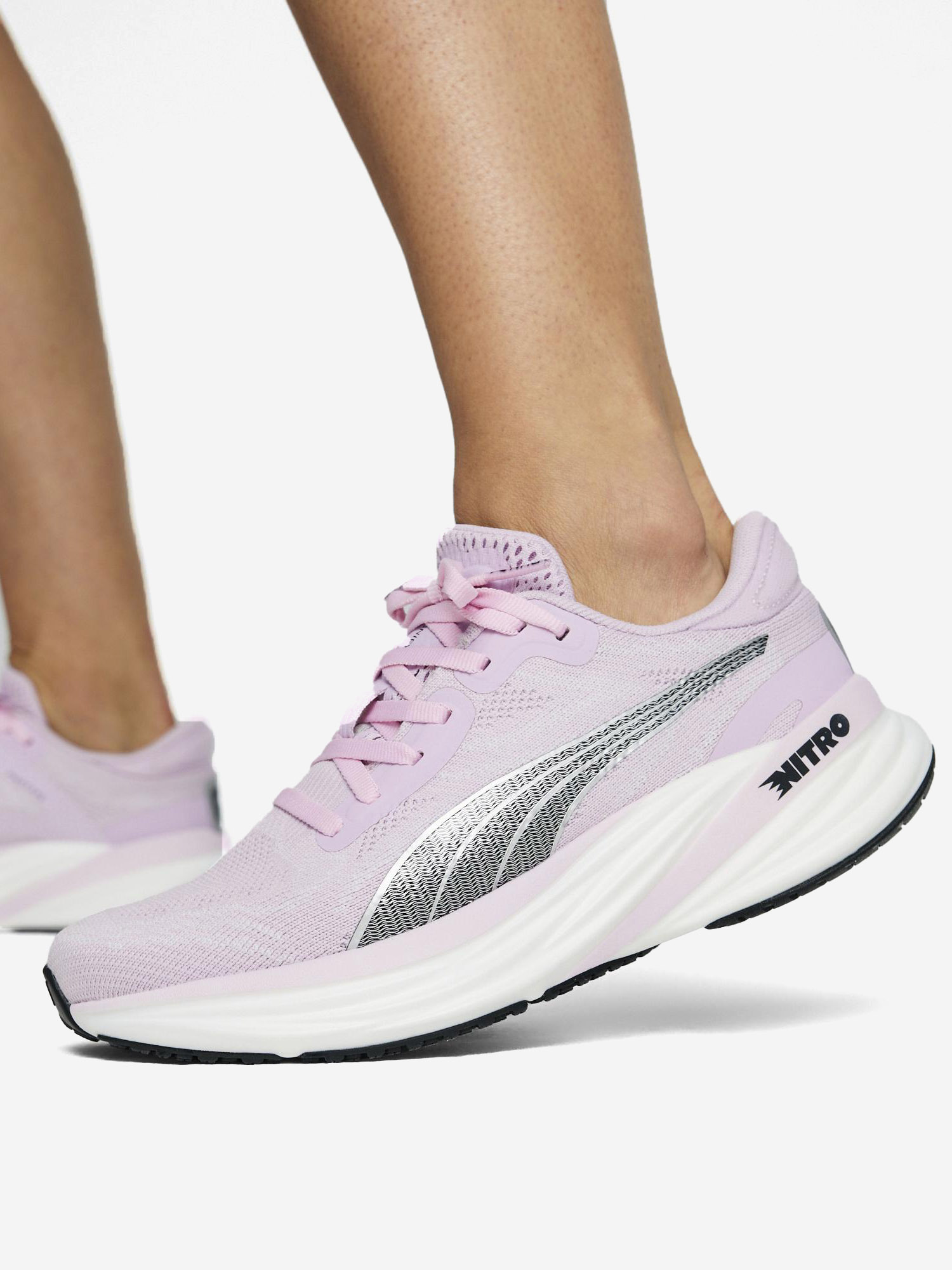 

Кроссовки женские PUMA Magnify Nitro 2, Розовый
