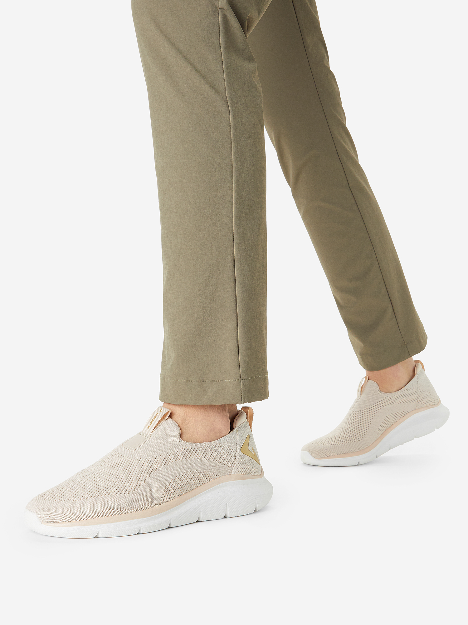 

Кроссовки женские Demix Magus Slipon Knit, Бежевый