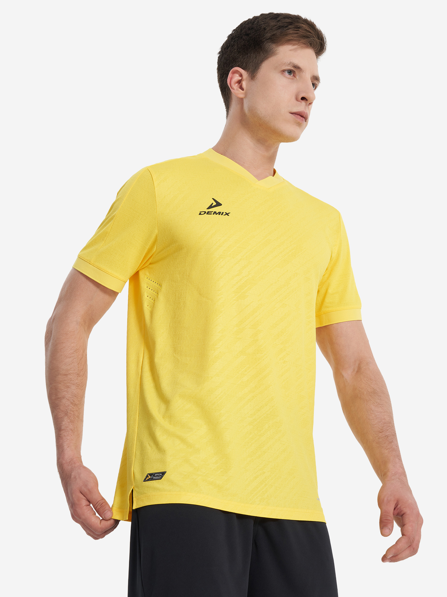 Изображение товара Мужская спортивная футболка Demix горчичная для футбола и тренировок