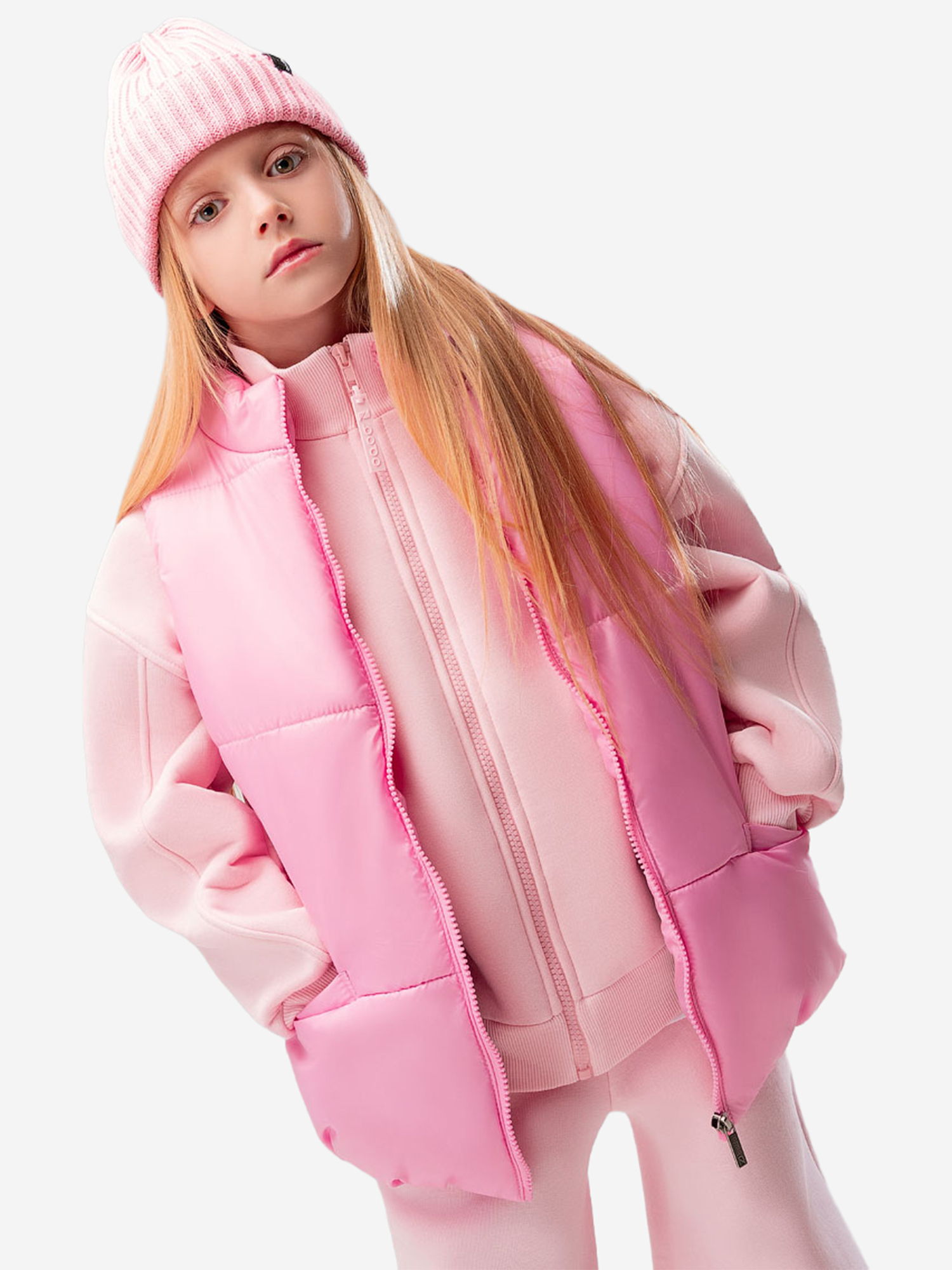 Изображение товара Утепленный жилет для девочек bodo с синтетическим утеплителем и всесезонной эксплуатацией