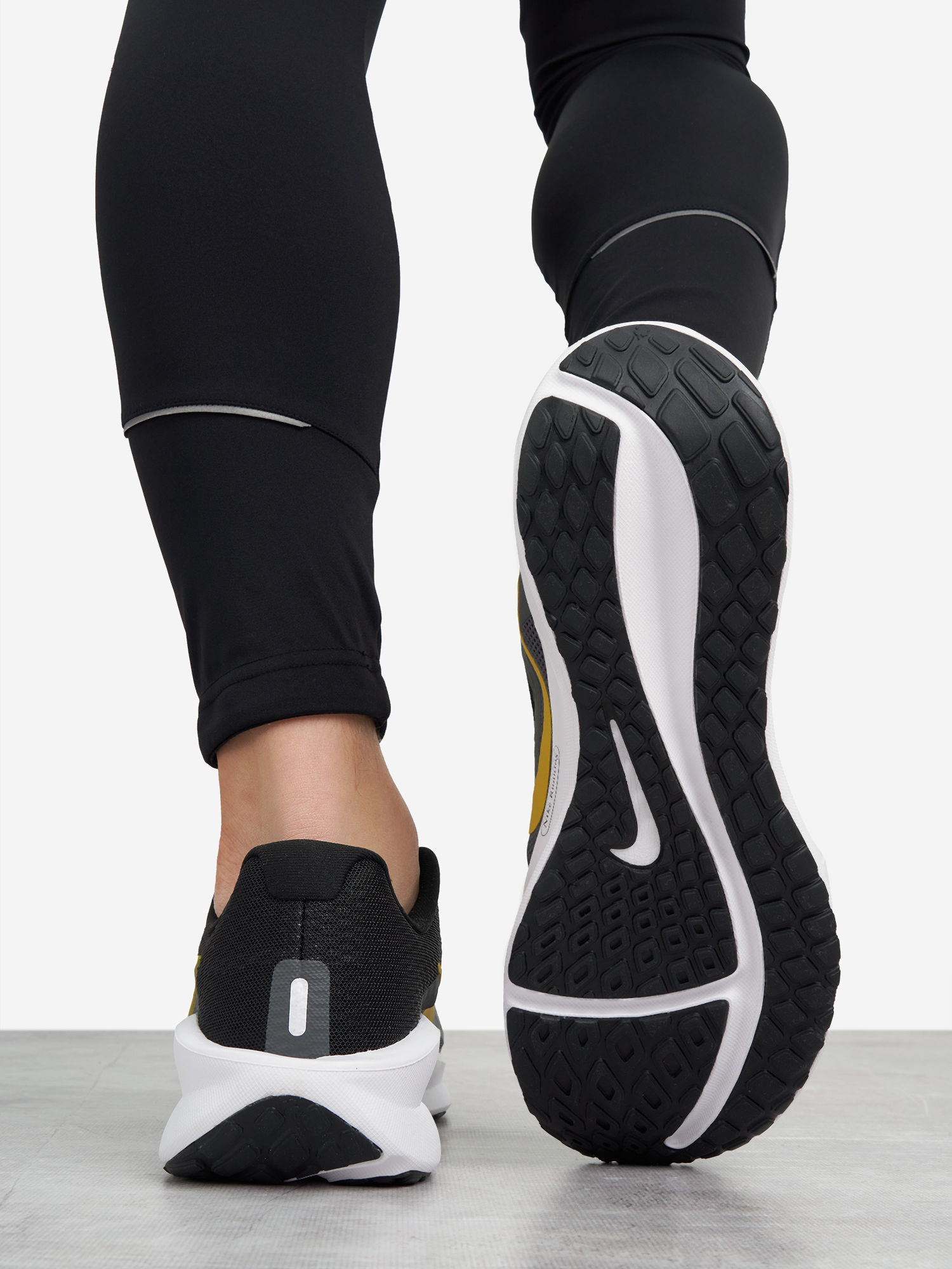 фото Кроссовки мужские nike downshifter 13, черный