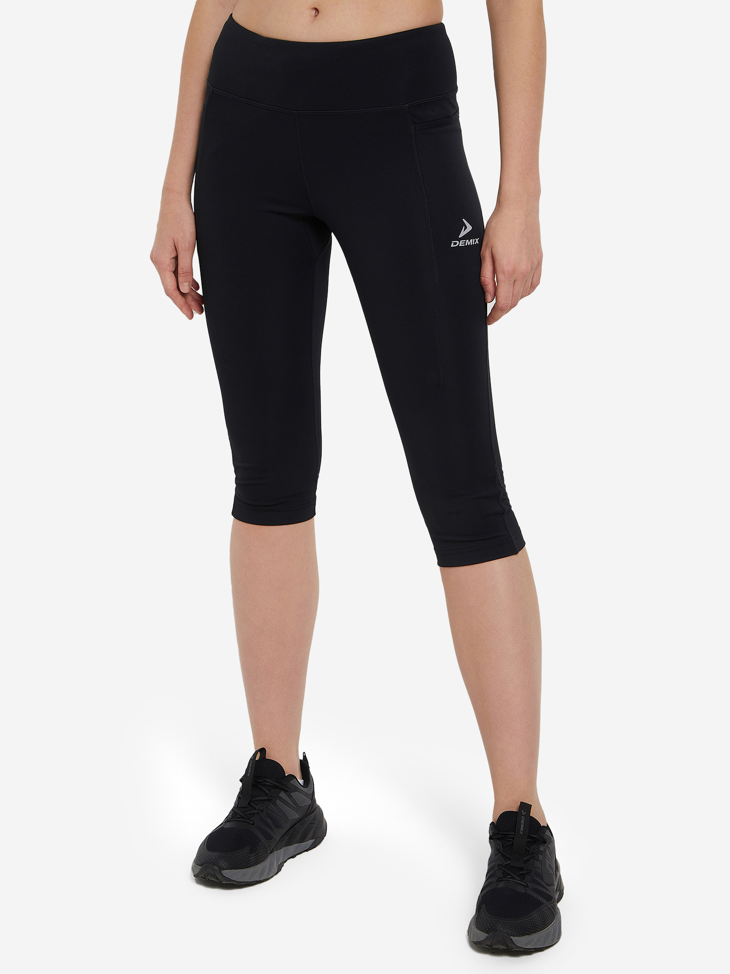 Изображение товара Женские спортивные бриджи Demix для бега быстро сохнущие с карманами