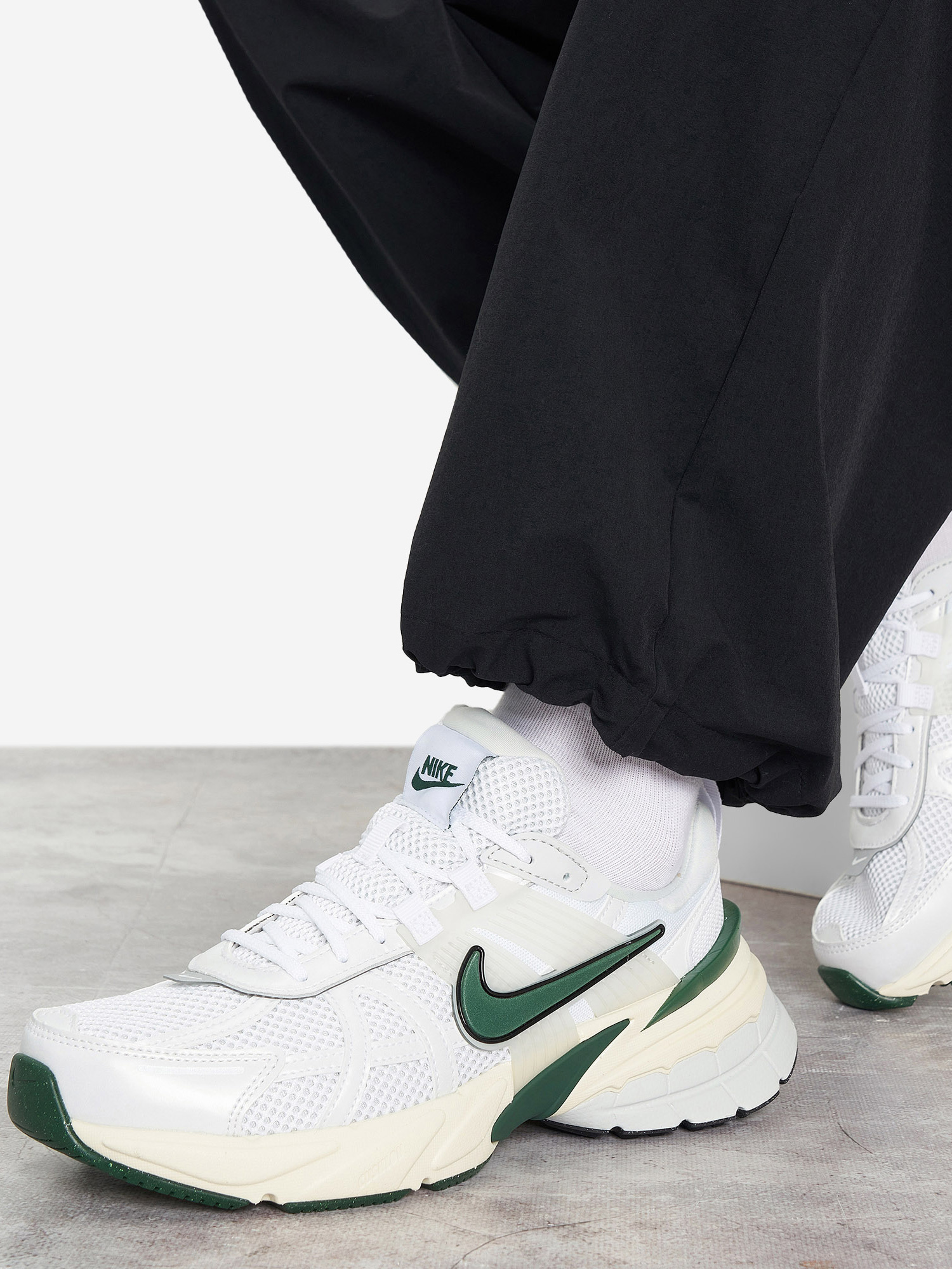 Кроссовки женские Nike V2 K Run, Белый