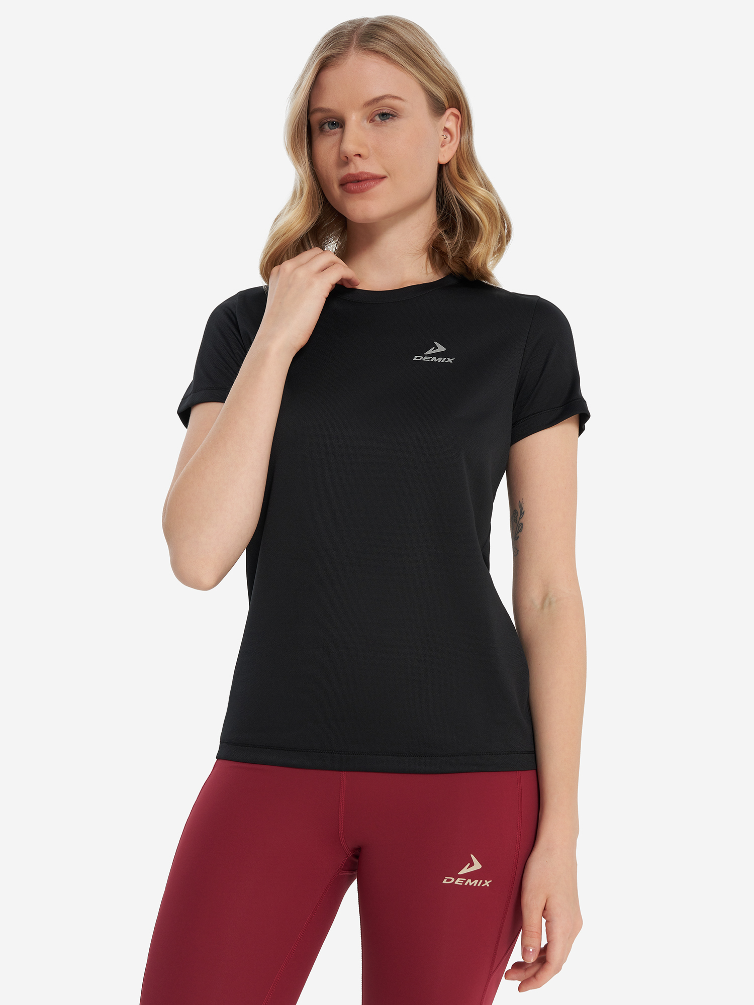 Футболка женская Demix, черный, арт. 34221