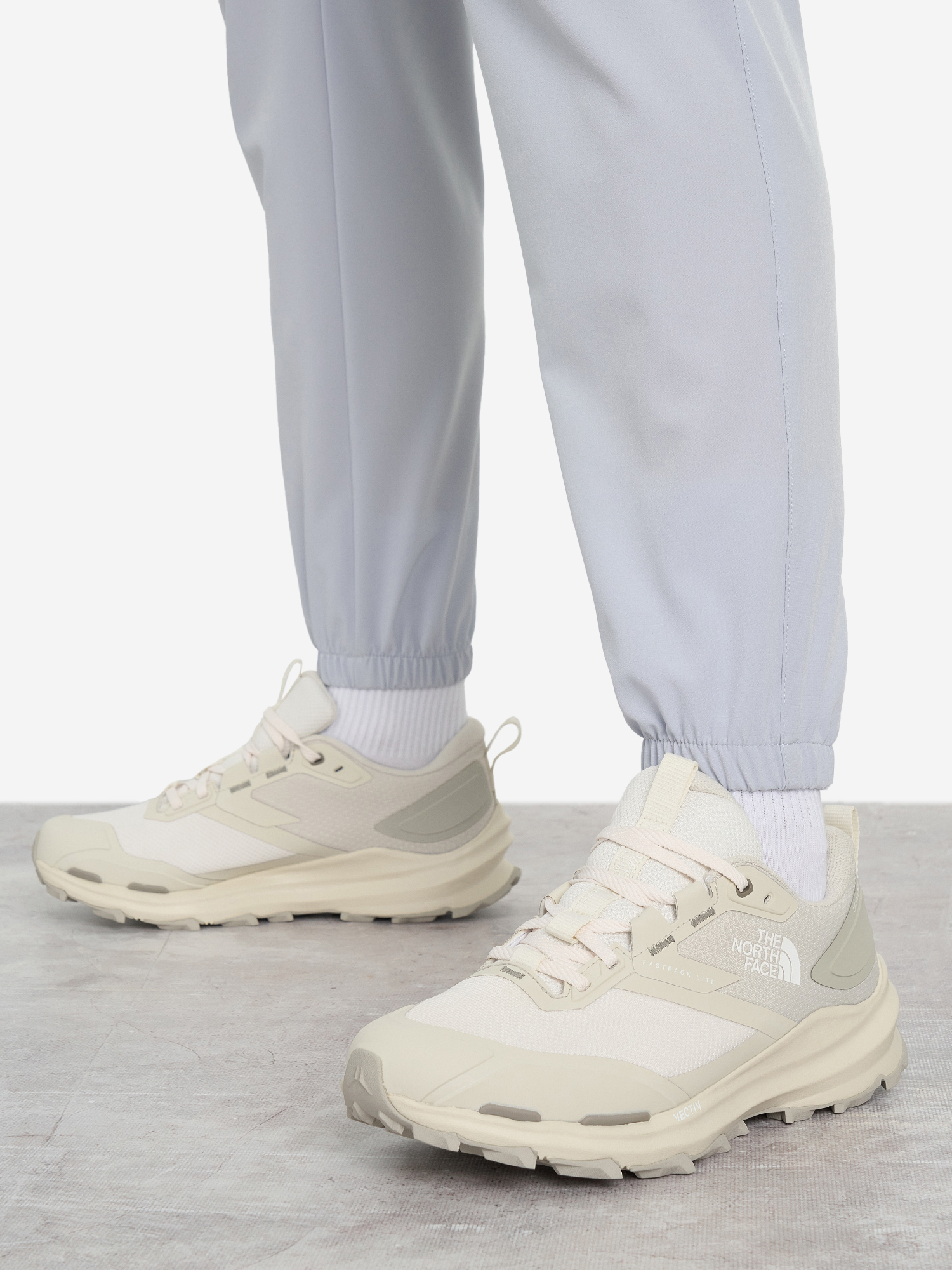 Кроссовки женские The North Face Vectiv Fastpack Lite Wp, Бежевый