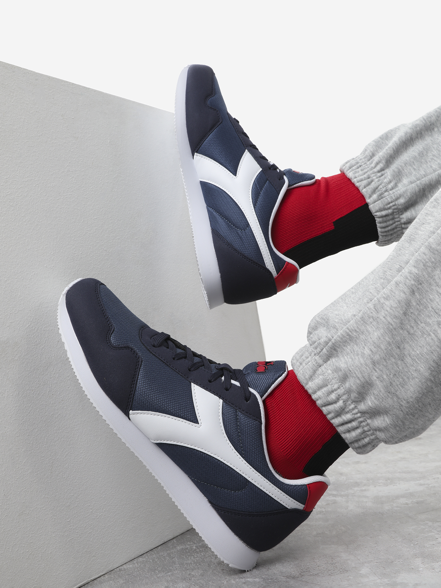 

Кроссовки мужские Diadora Simple Run, Синий