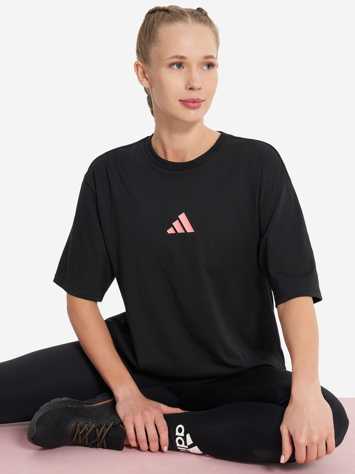 

Футболка женская adidas, Черный