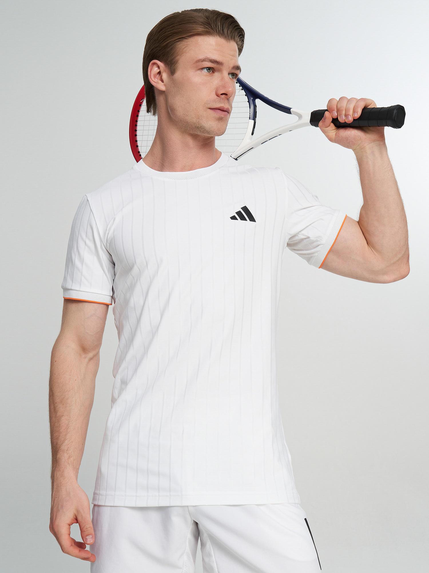 Изображение товара Футболка мужская Adidas для тенниса с логотипом