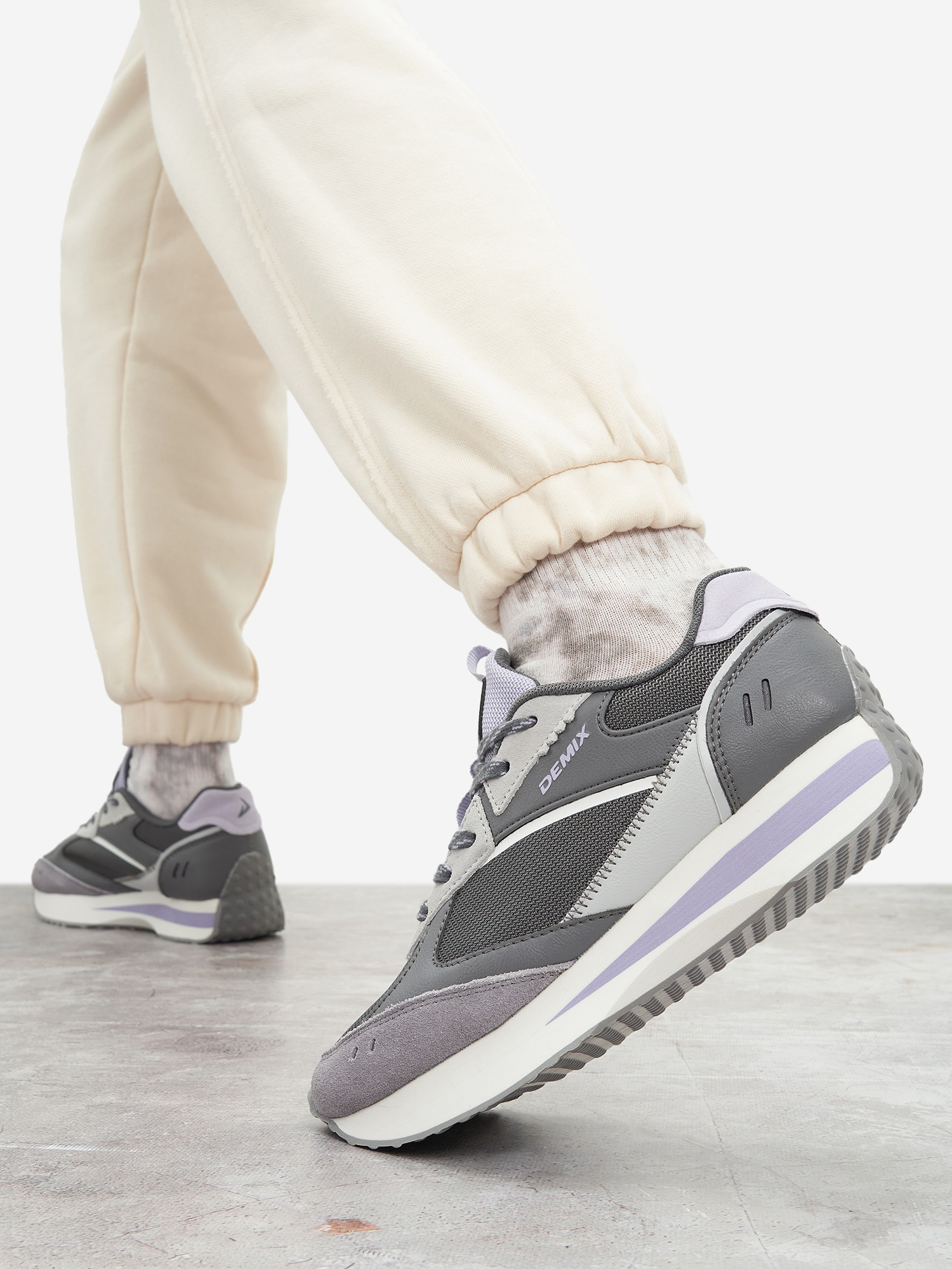 Изображение товара Кроссовки женские Demix Blur