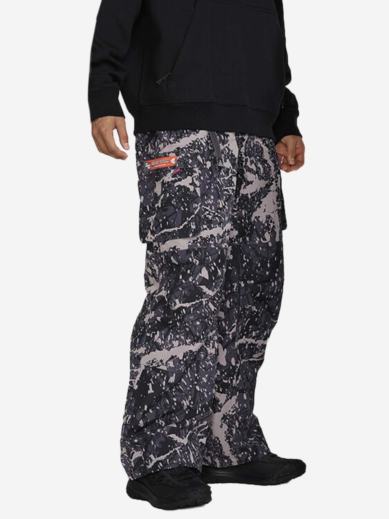 Изображение товара Брюки повседневные унисекс Nike STORM FIT