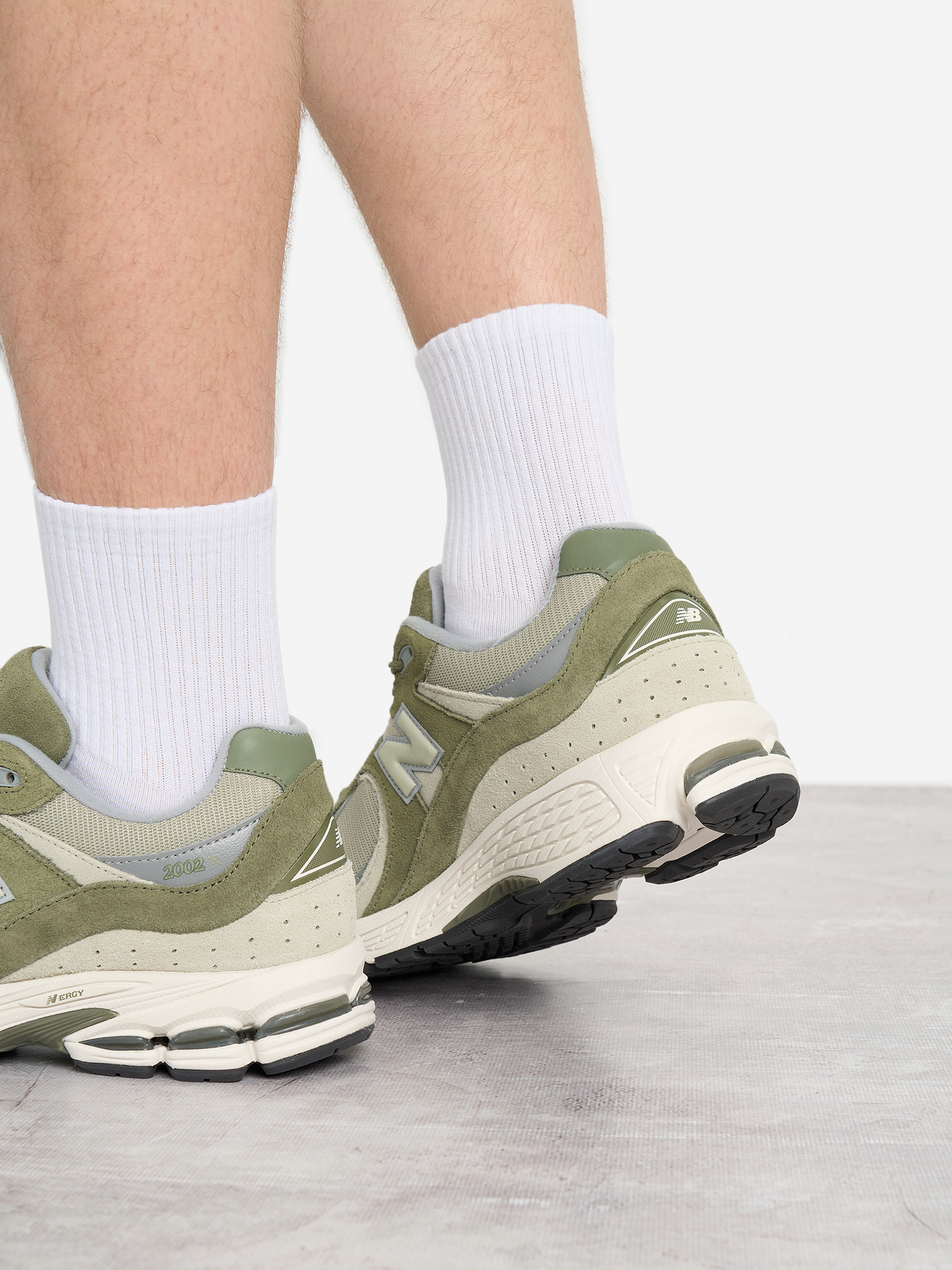 фото Кроссовки мужские new balance 2002 r, зеленый