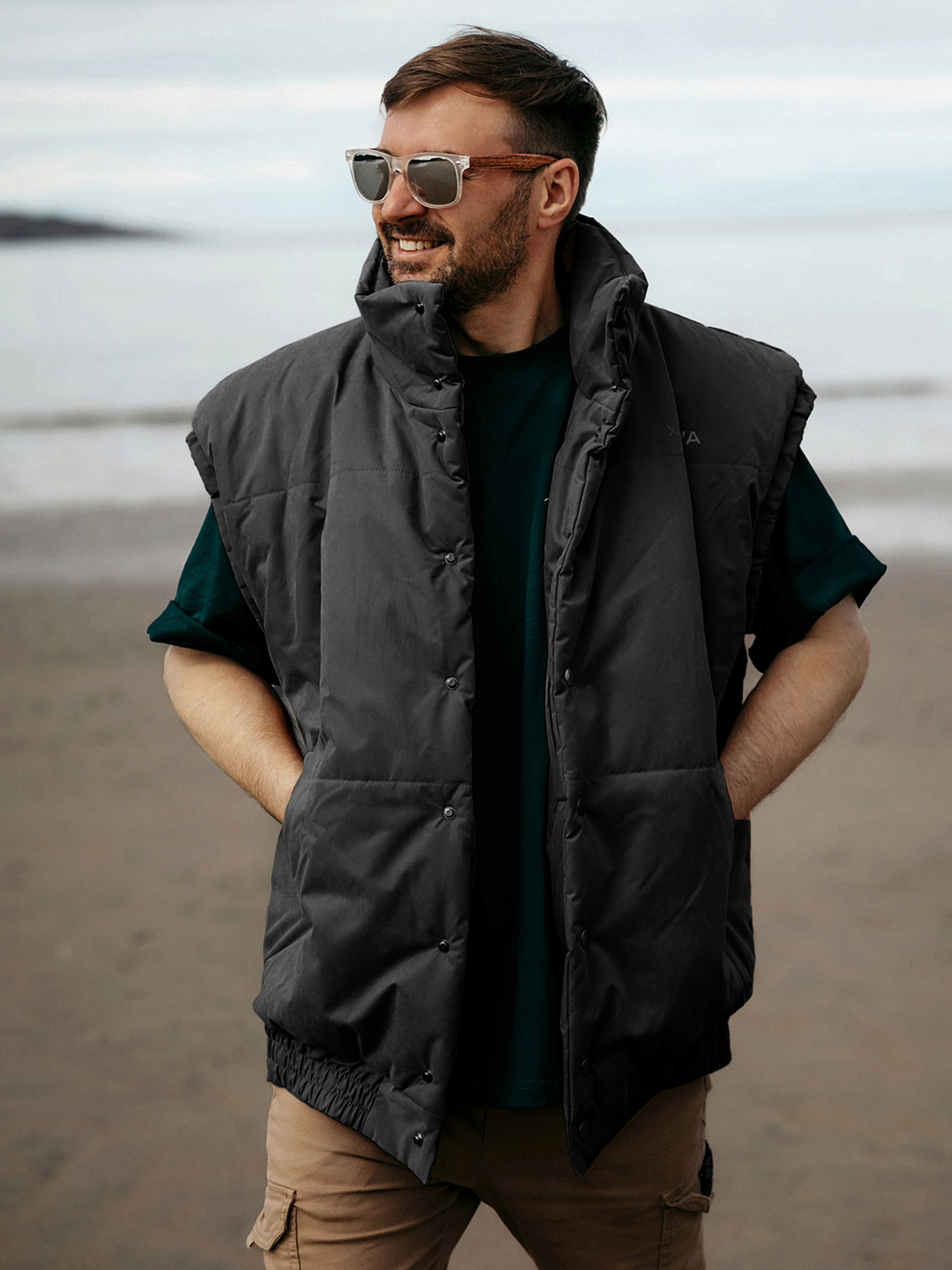 Изображение товара Утепленная мужская жилетка XVOYA оверсайз демисезонная с мембраной Россия