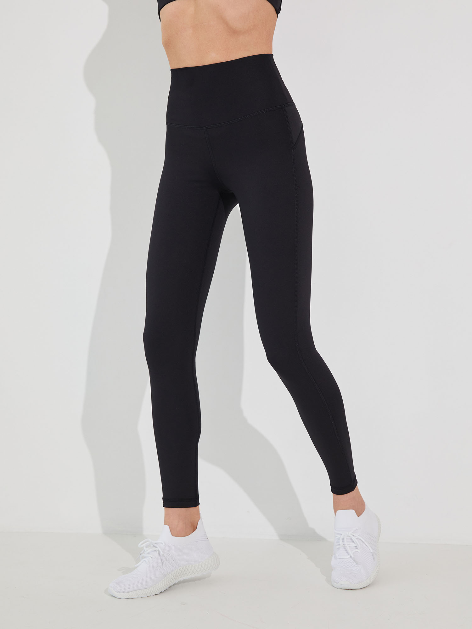 

Тайтсы женские PerEach, Черный