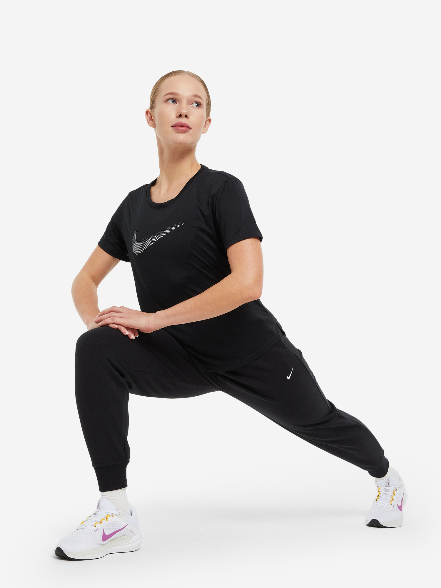 фото Футболка женская nike, черный