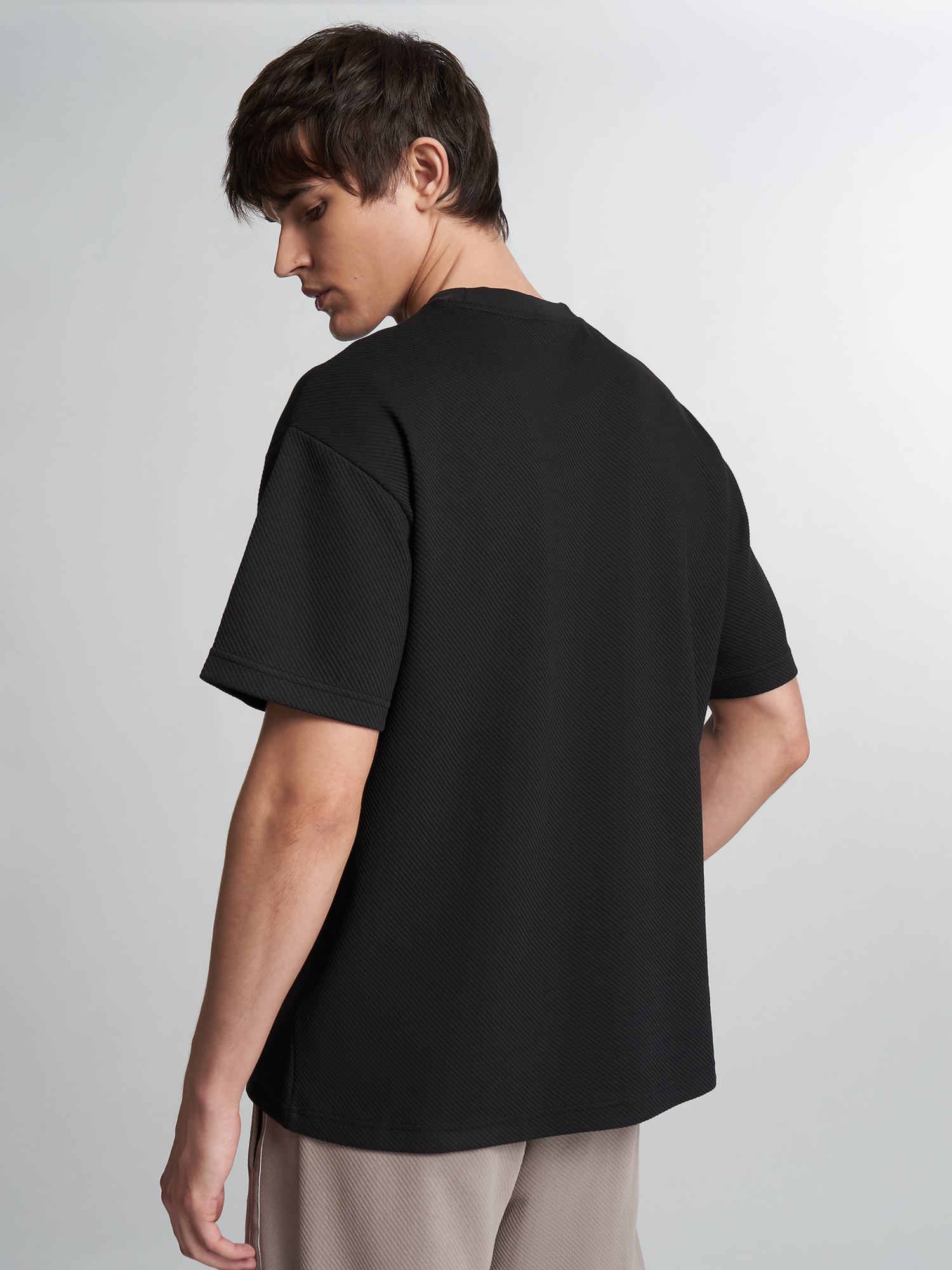 Футболка мужская PUMA Essentials Elevated, Черный 2