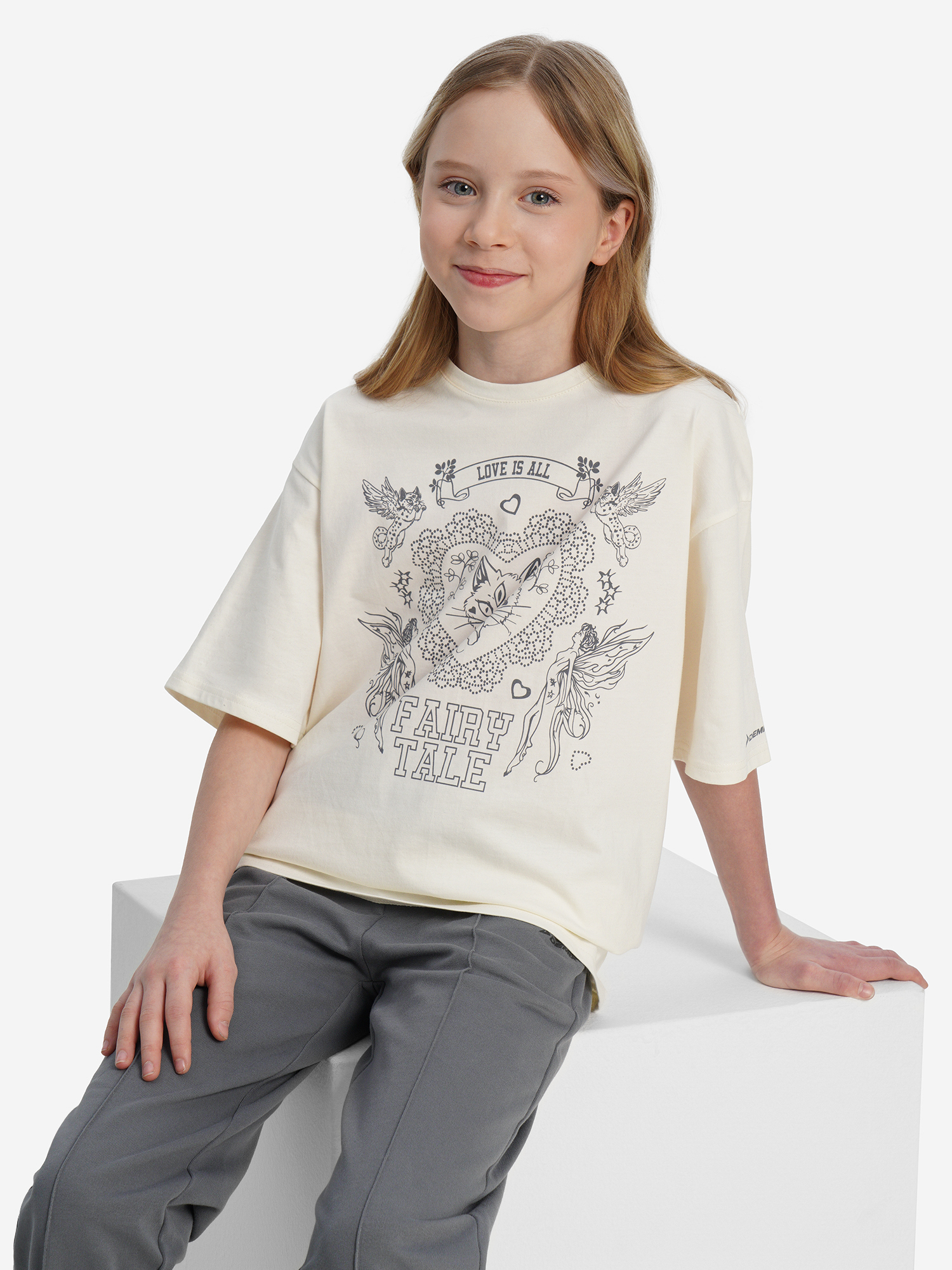 Футболка для девочек оверсайз Demix, бежевый, арт. 33298