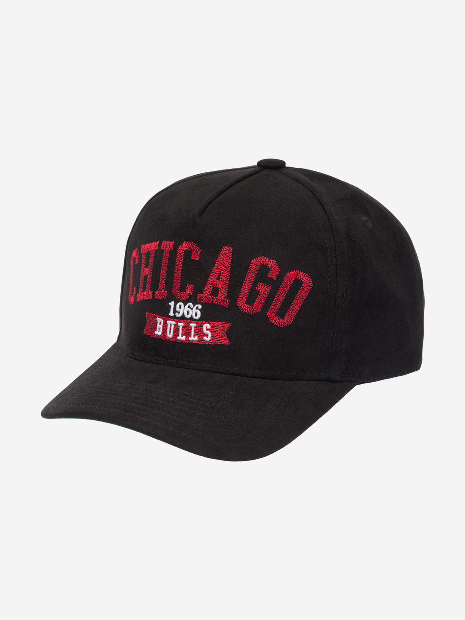 Изображение товара Бейсболка MITCHELL NESS Chicago Bulls NBA из изогнутого козырька черная
