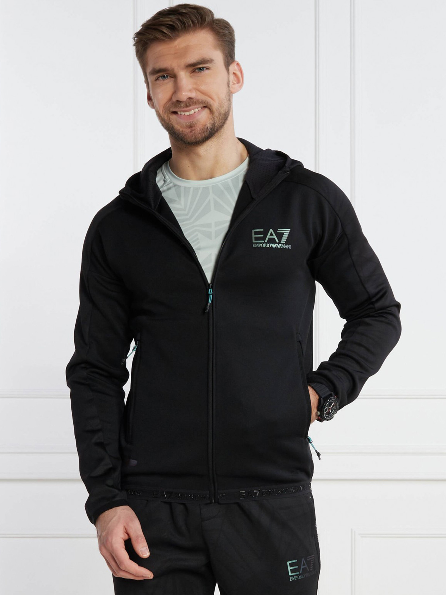 

Толстовка мужская EA7 Sweatshirt, Черный