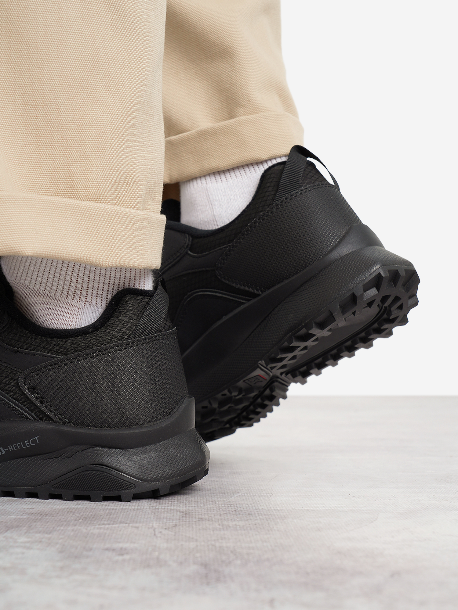 фото Кроссовки мужские safety jogger, черный
