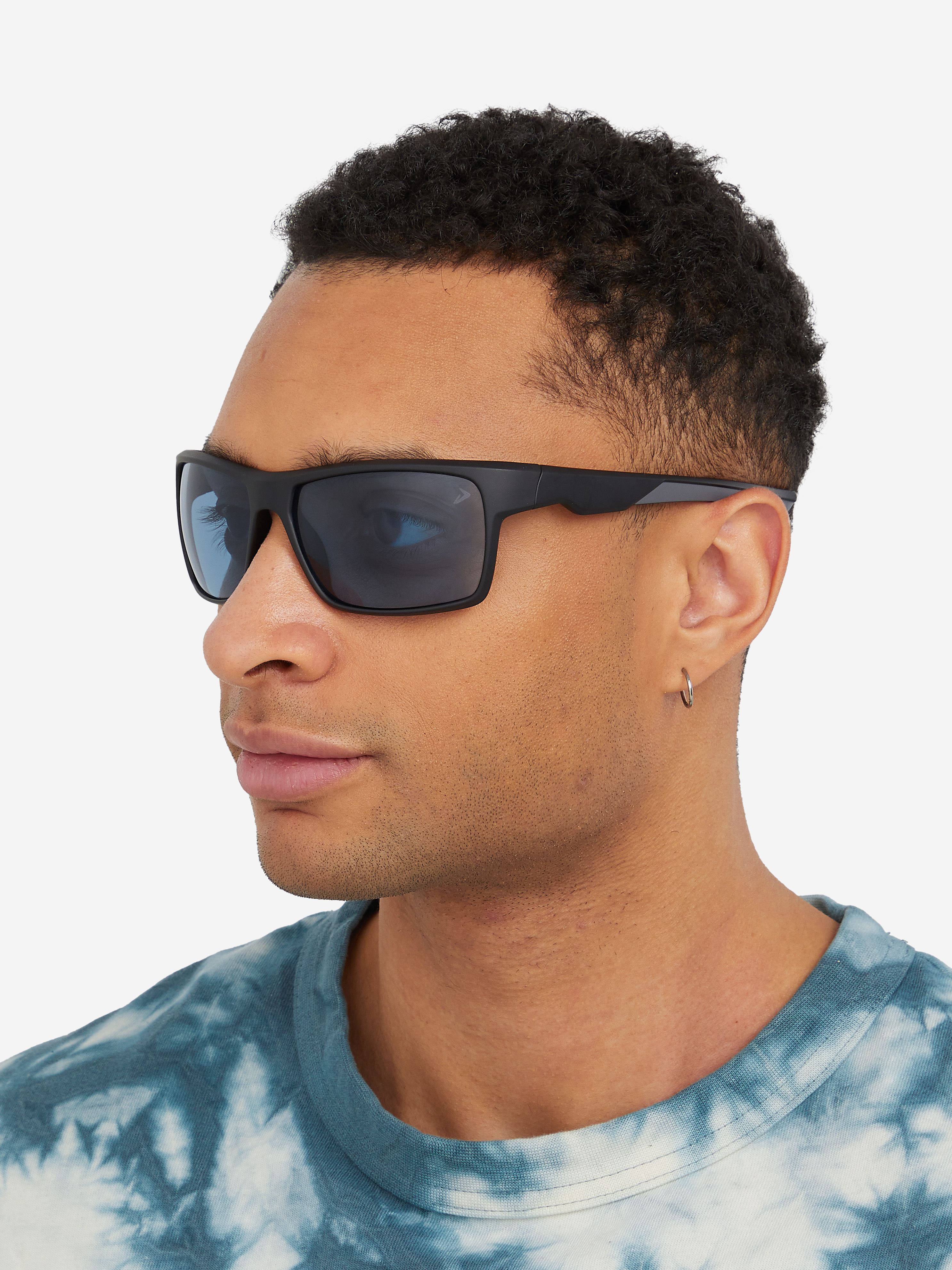 

Солнцезащитные очки Demix, Черный