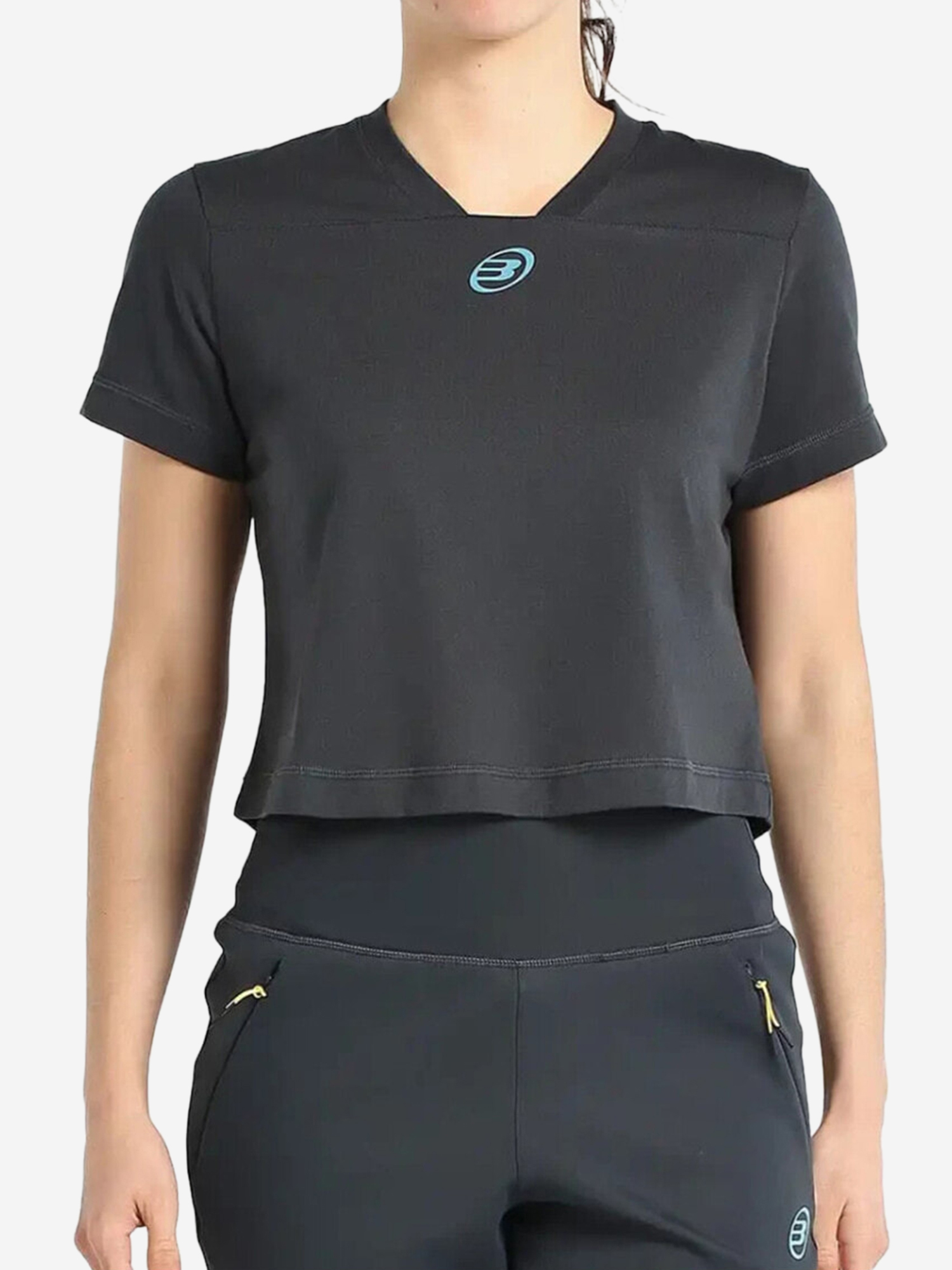 Изображение товара Женская спортивная футболка Bullpadel Bagan для тенниса Падел и тренировок