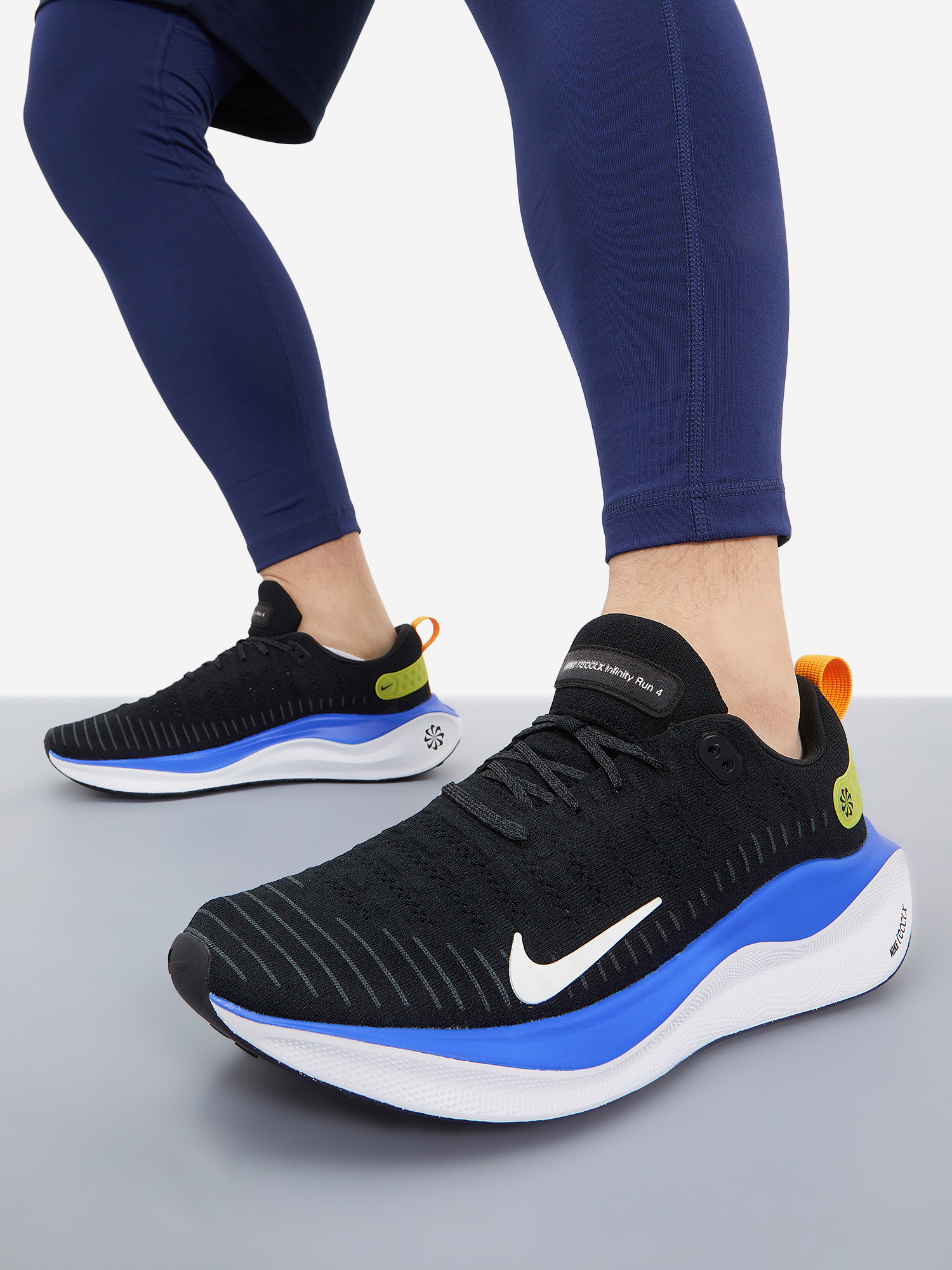 Изображение товара Кроссовки мужские Nike React Infinity Run Flyknit 4, Черный/синий/белый