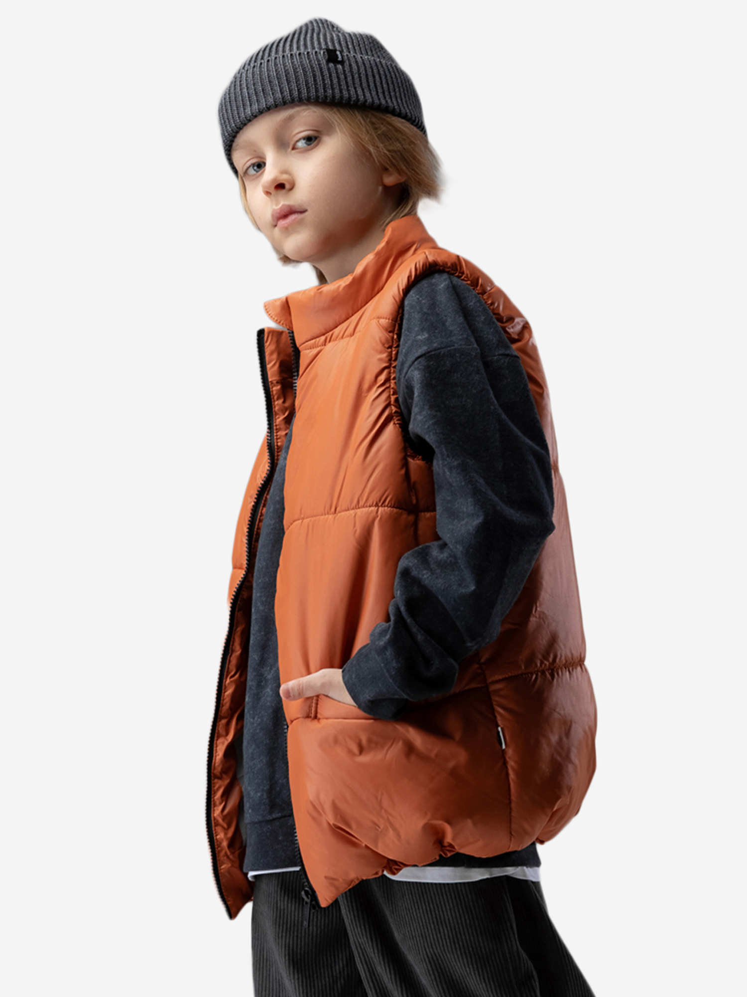 Изображение товара Утепленный жилет для мальчиков bodo Карамель демисезон всесезонный