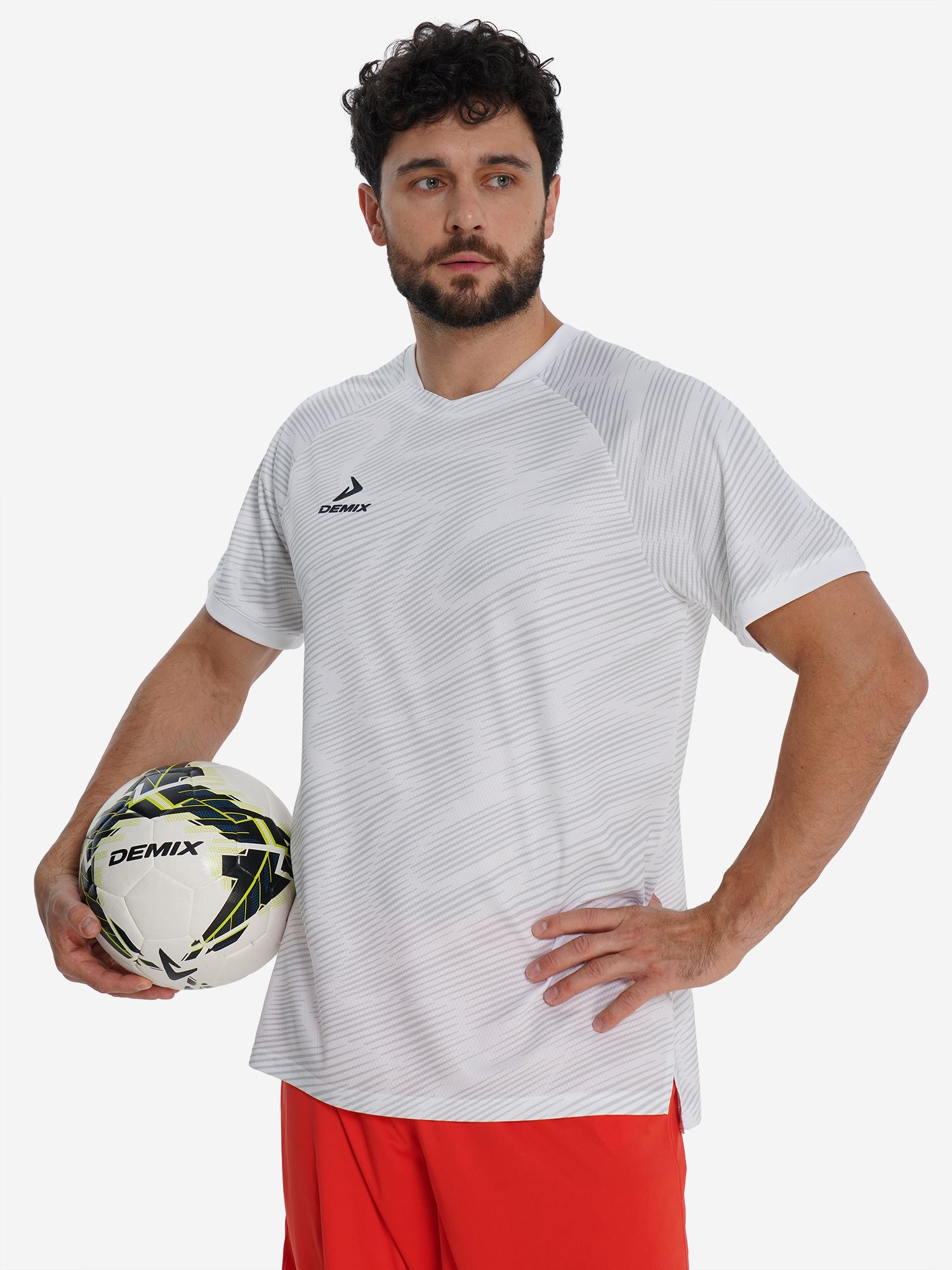 Изображение товара Мужская футболка Demix Winger для футбола