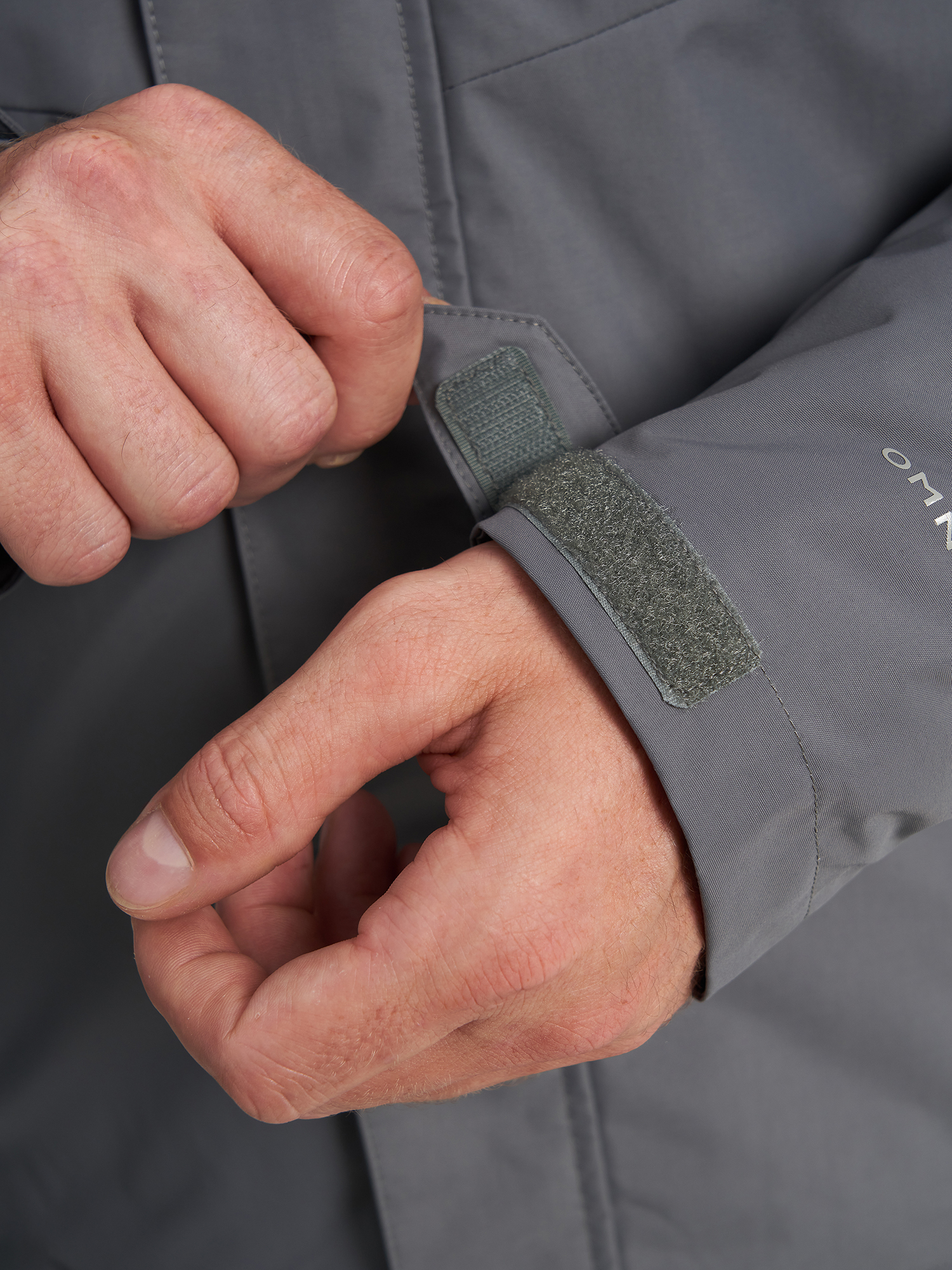 Куртка утепленная мужская Columbia Cascadian Peaks Insulated Jacket, Серый