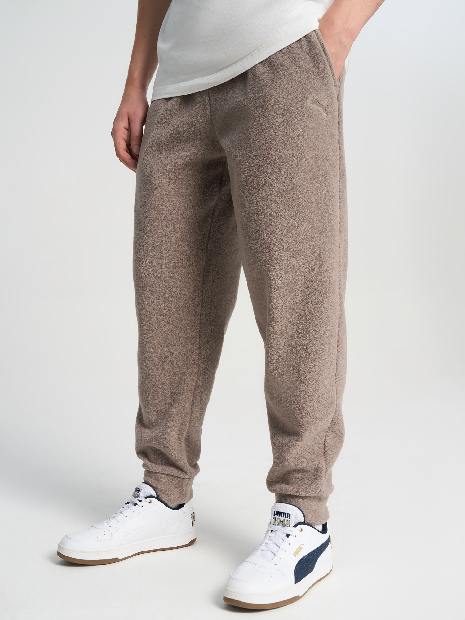 Изображение товара Брюки мужские PUMA Essentials Elevated Polarfleece, Серый Изображение товара Брюки мужские PUMA Essentials Elevated Polarfleece, Серый