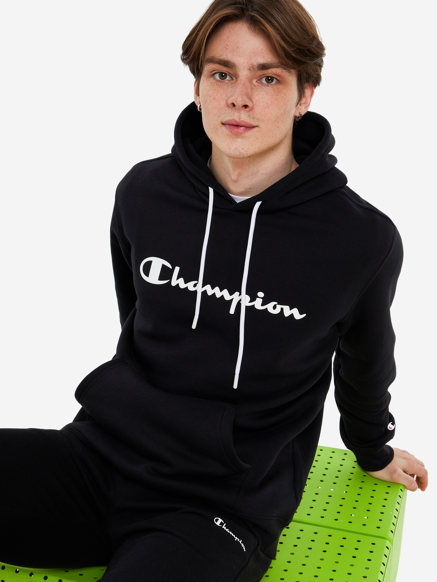 

Худи мужская Champion, Черный