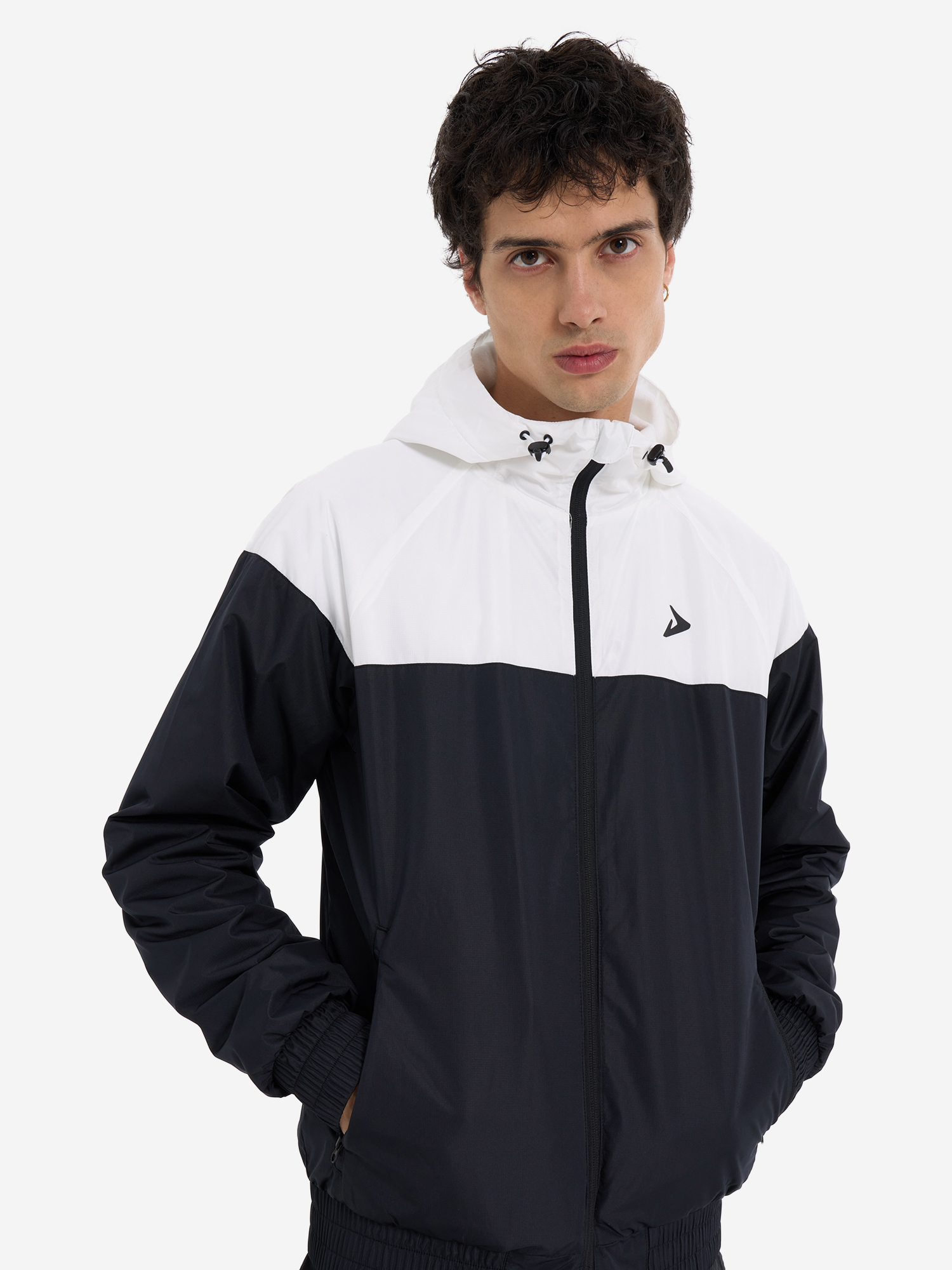 Изображение товара Легкая мужская куртка Demix спортивный стиль короткая водоотталкивающая