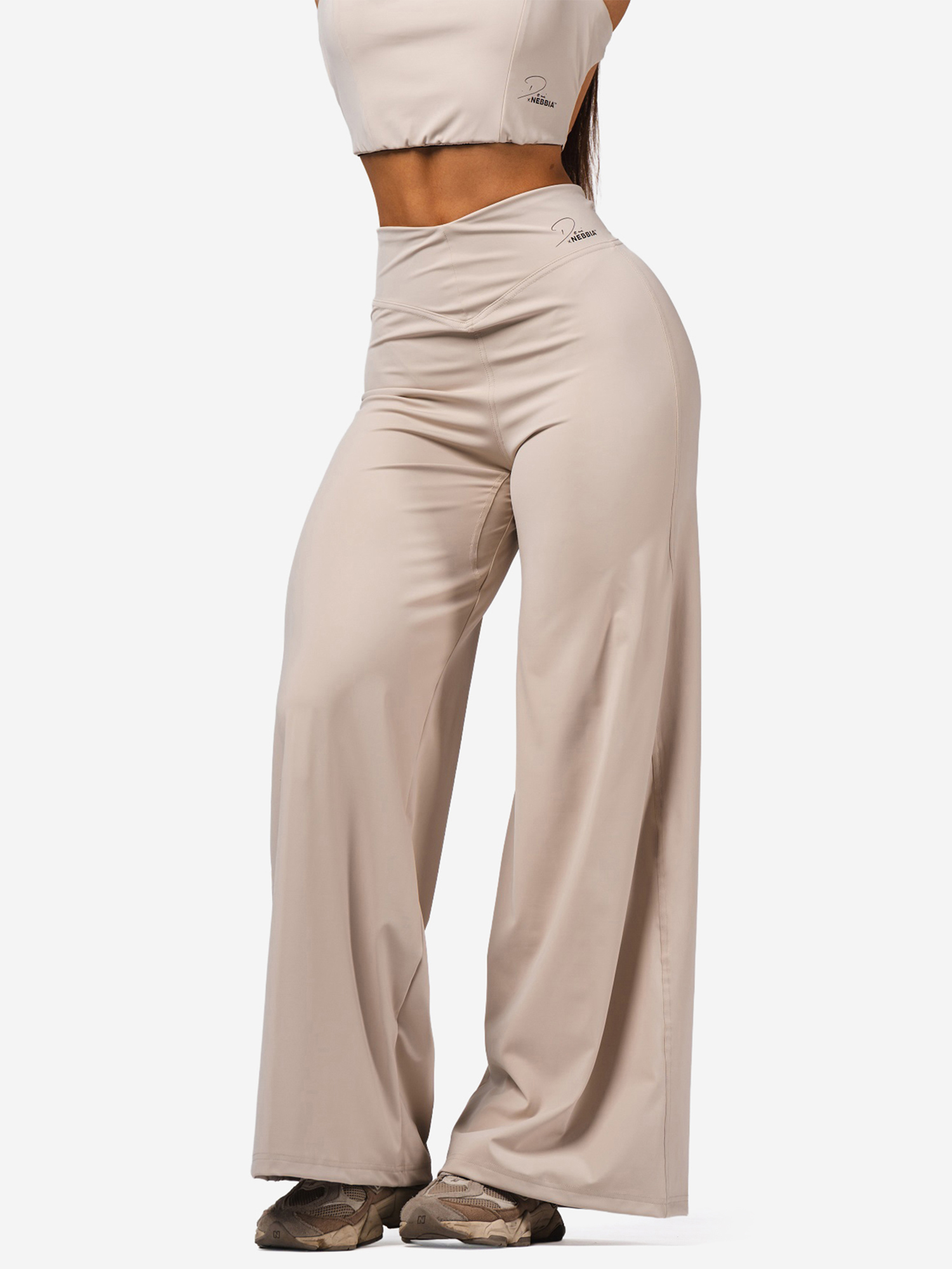 Изображение товара Брюки спортивные женские NEBBIA Deni x High-waist Flared Pants 312