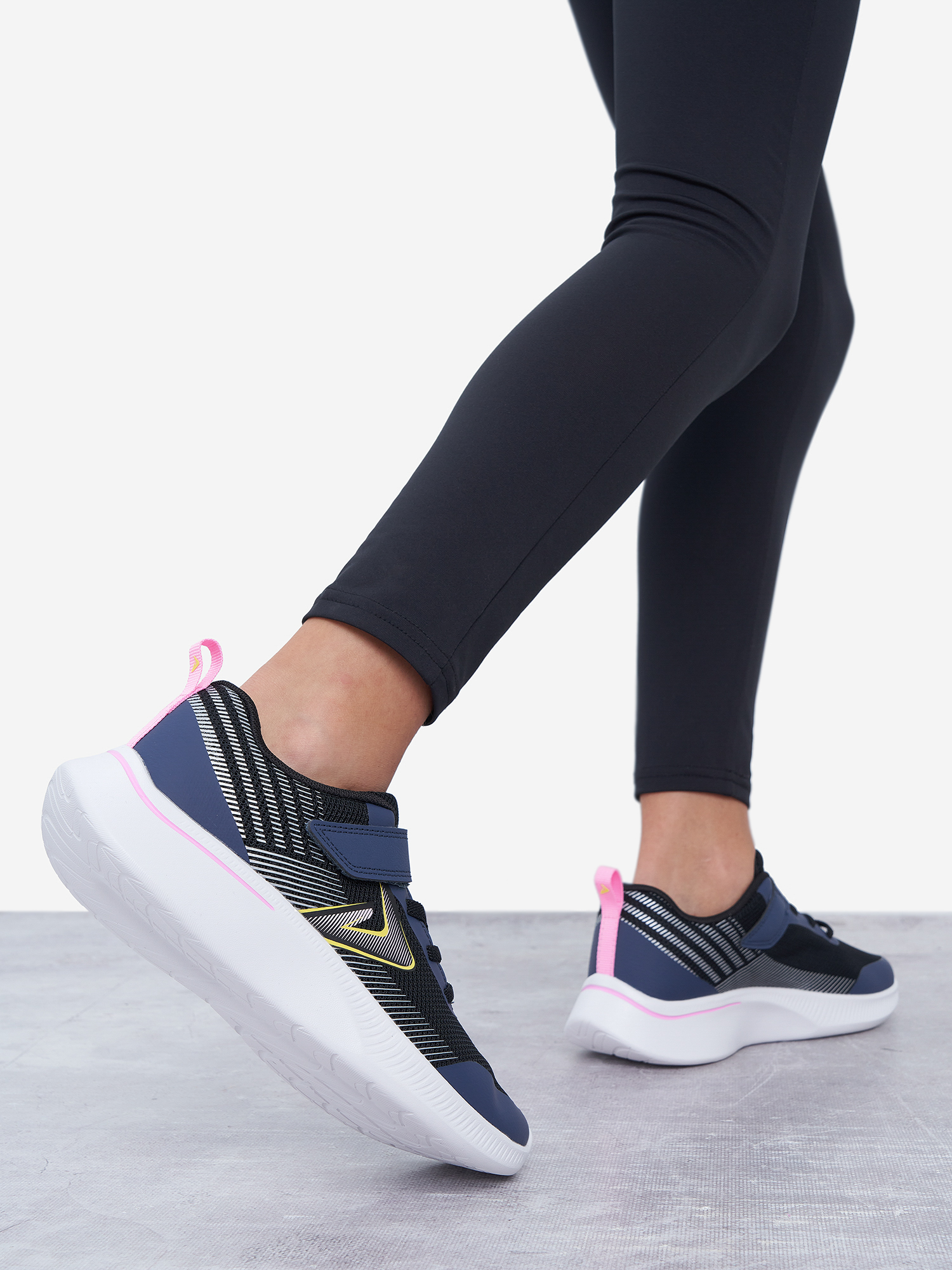 Изображение товара Кроссовки для девочек Demix Sp Turbo Base 2.0