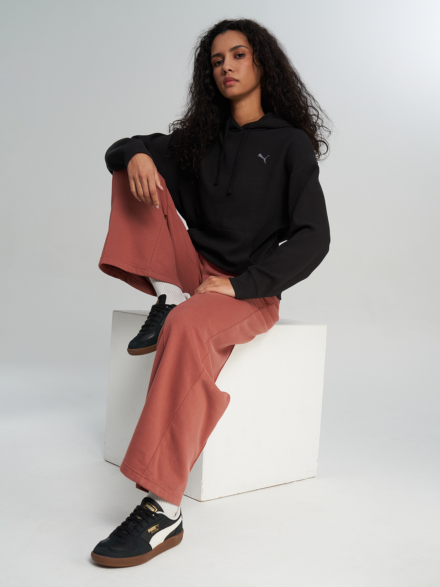 Худи женское PUMA, Черный 4