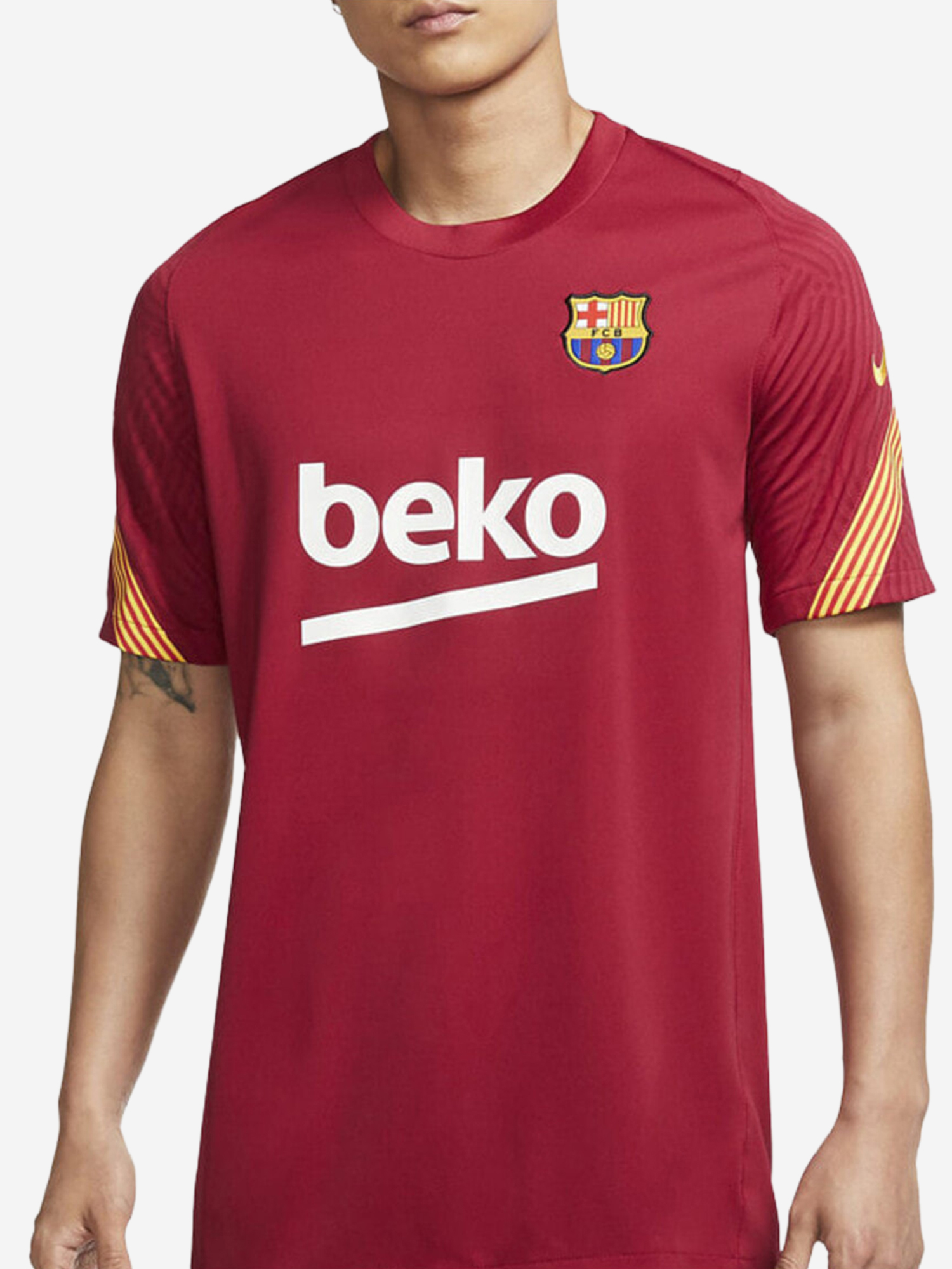 Изображение товара Футболка спортивная мужская Nike Soccer Jerseys Red Moderate Straight Fit