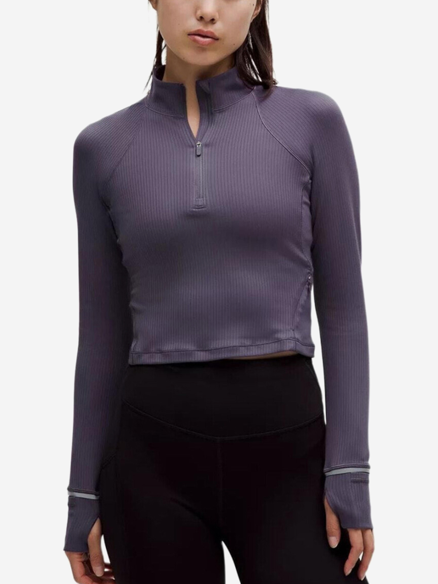 Изображение товара Кроп топ для фитнеса Lululemon Женский спортивный стиль Изображение товара Кроп топ для фитнеса Lululemon Женский спортивный стиль