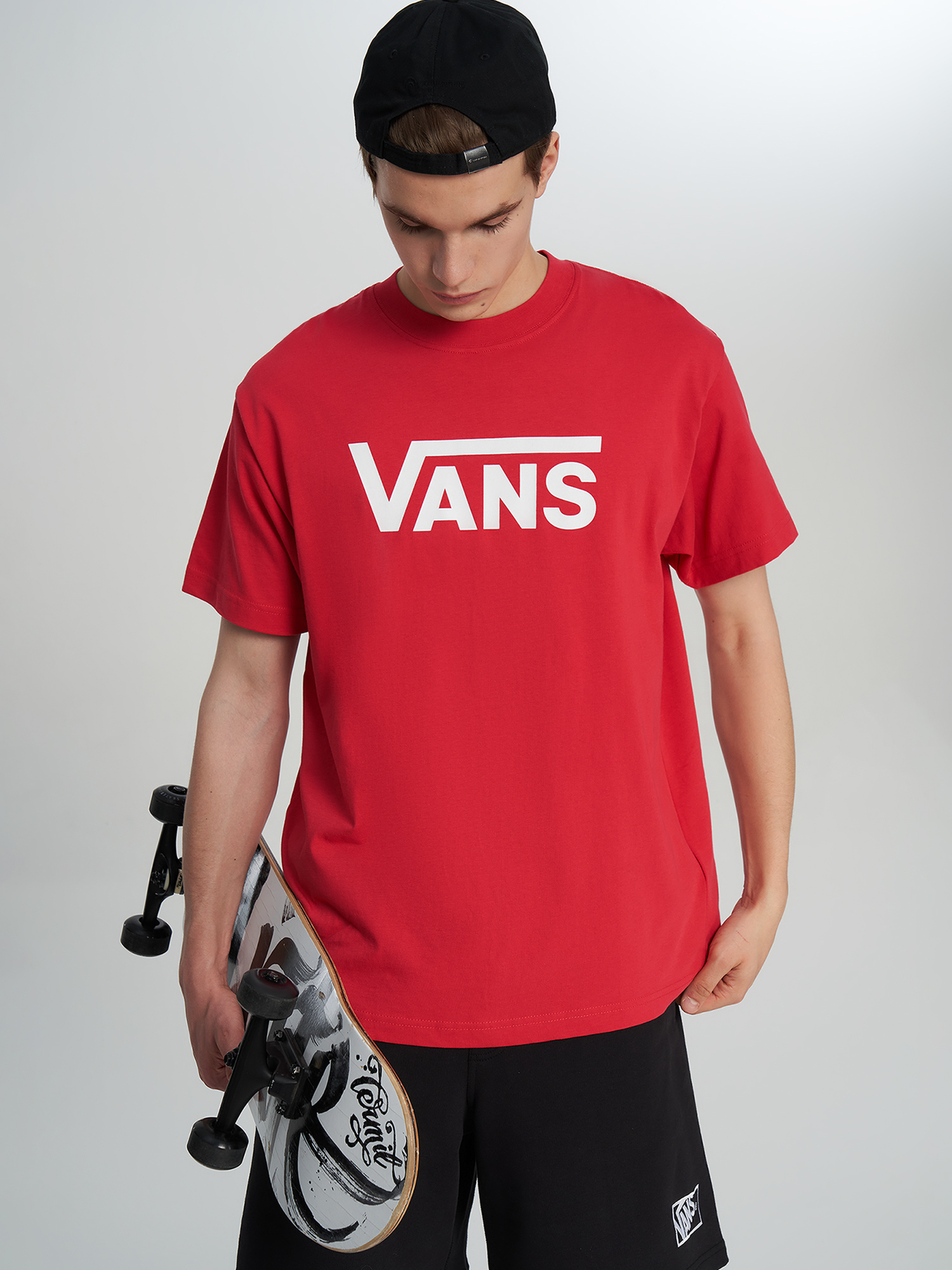 Изображение товара Vans Classic SS мужская футболка прямой посадки с коротким рукавом