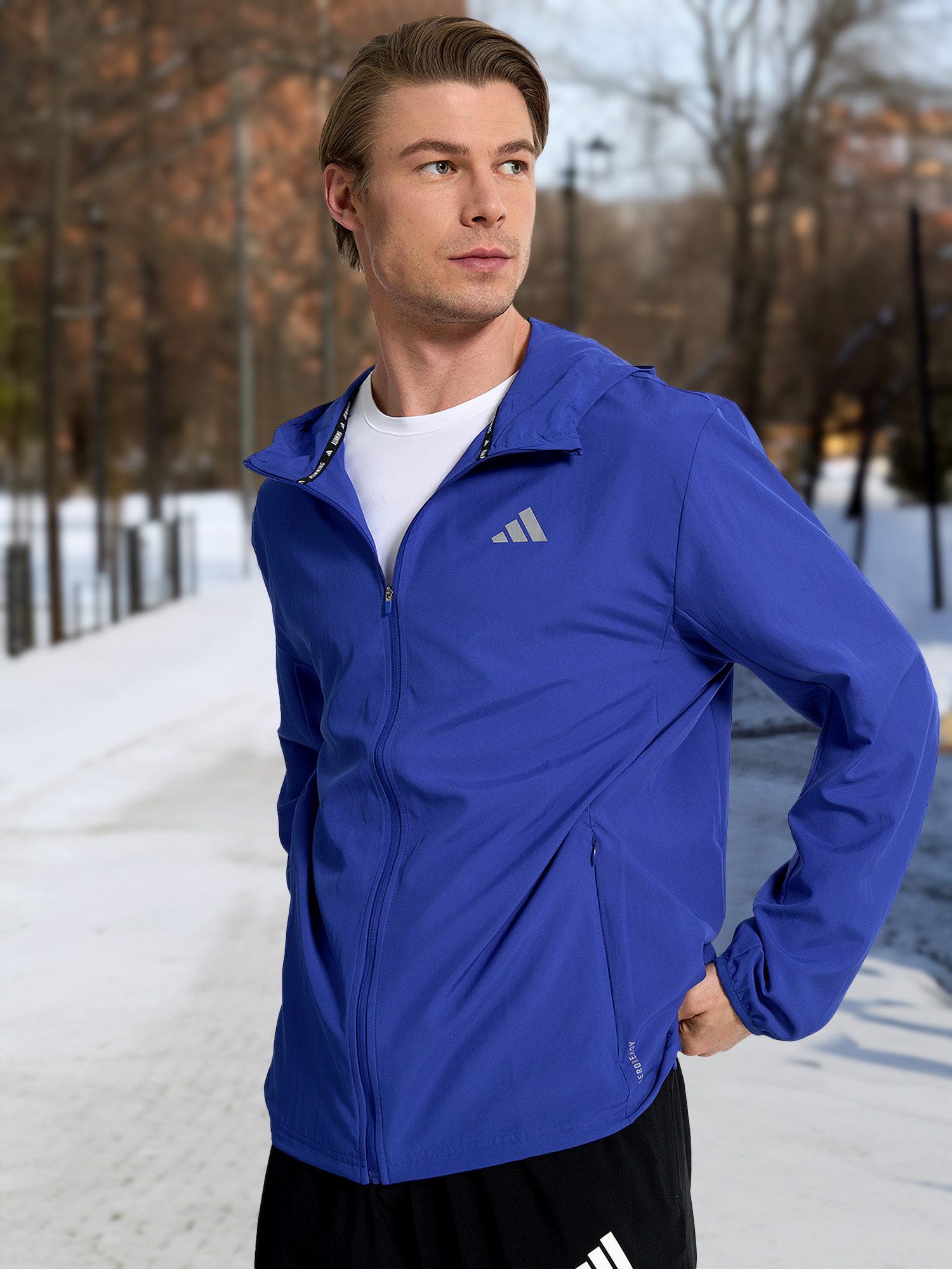 

Легкая куртка мужская adidas Run It, Синий