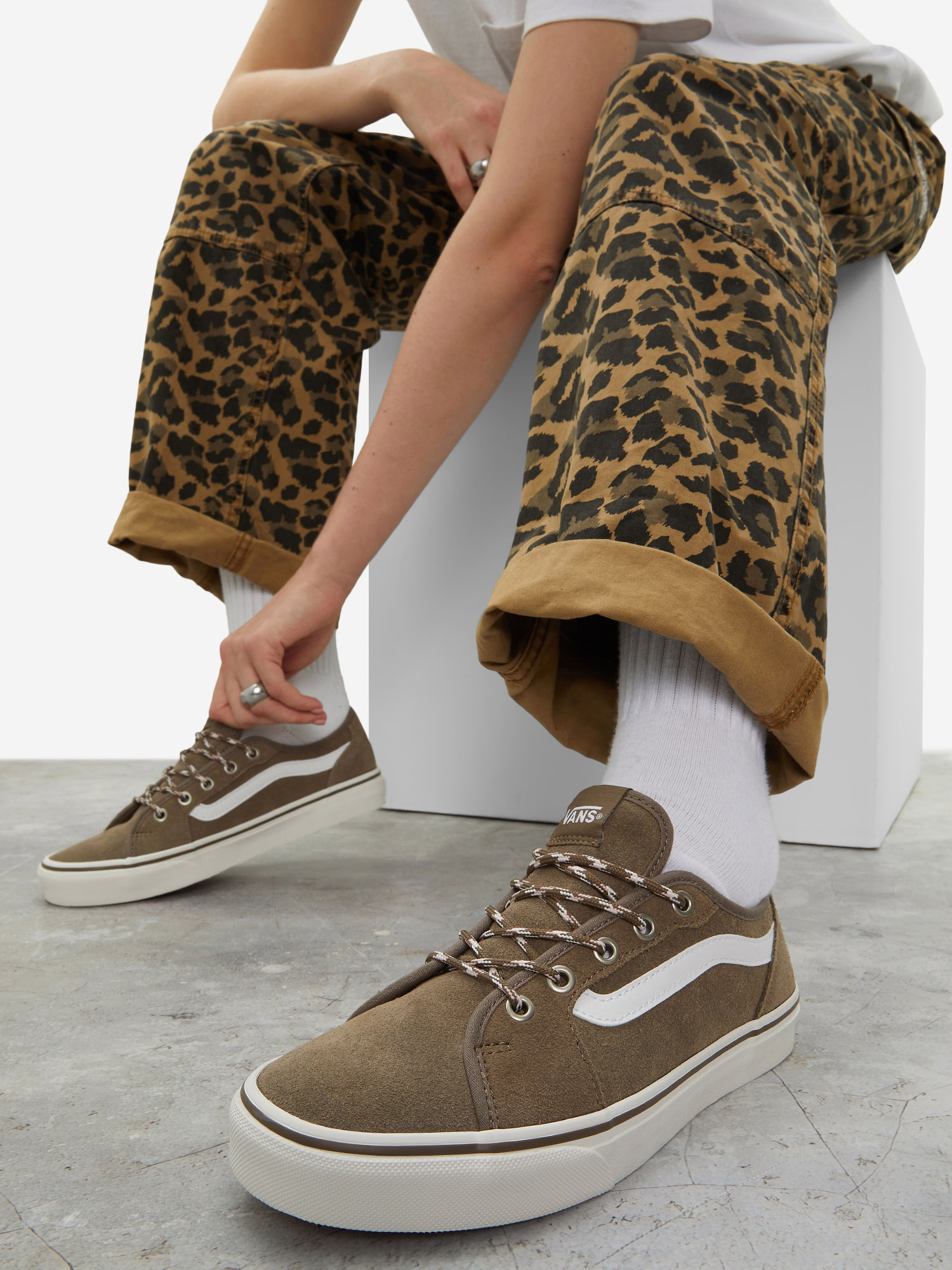 

Кеды женские Vans Filmore Decon, Коричневый