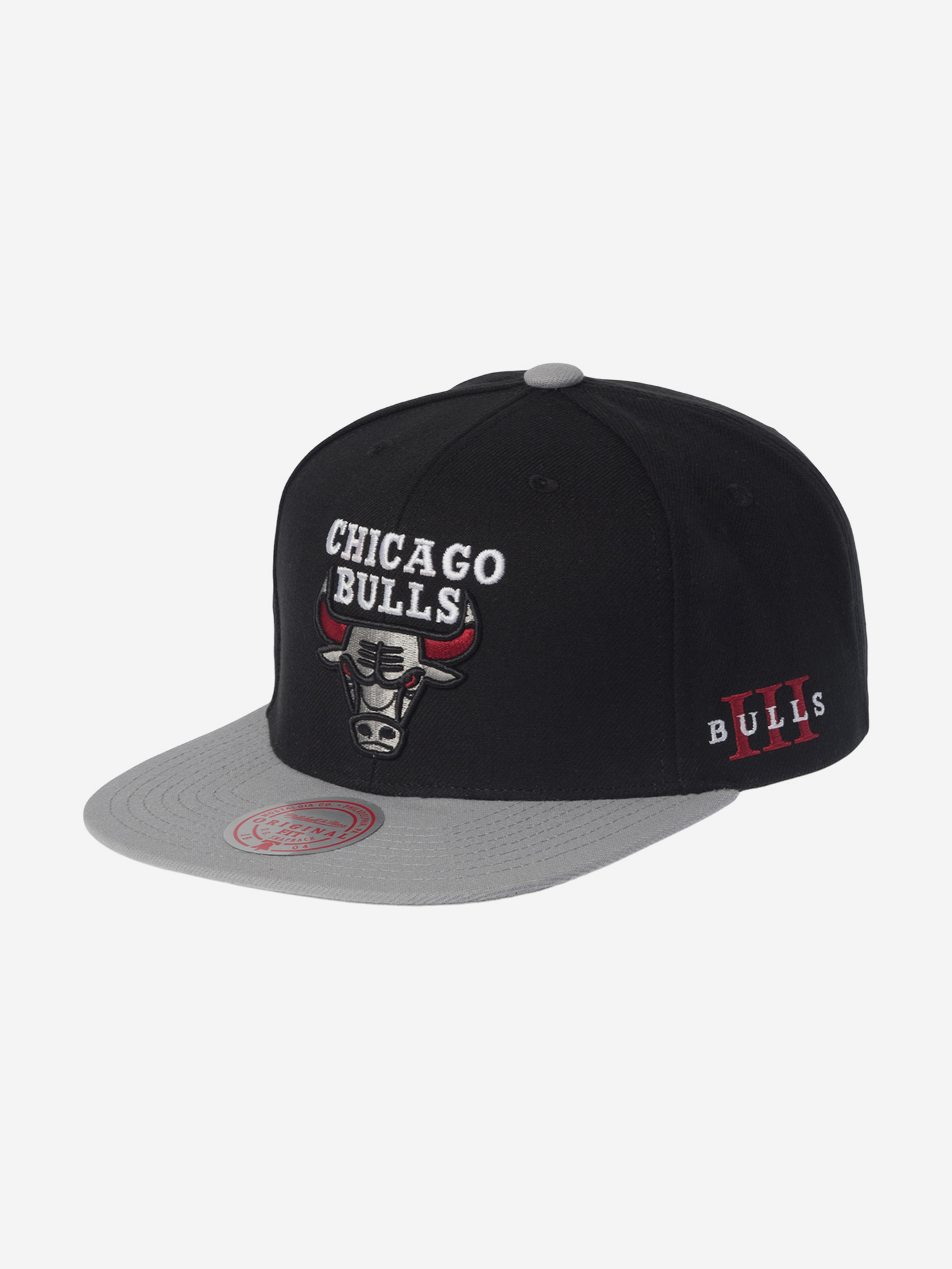 Изображение товара Бейсболка с прямым козырьком MITCHELL NESS Chicago Bulls NBA мужская и женская