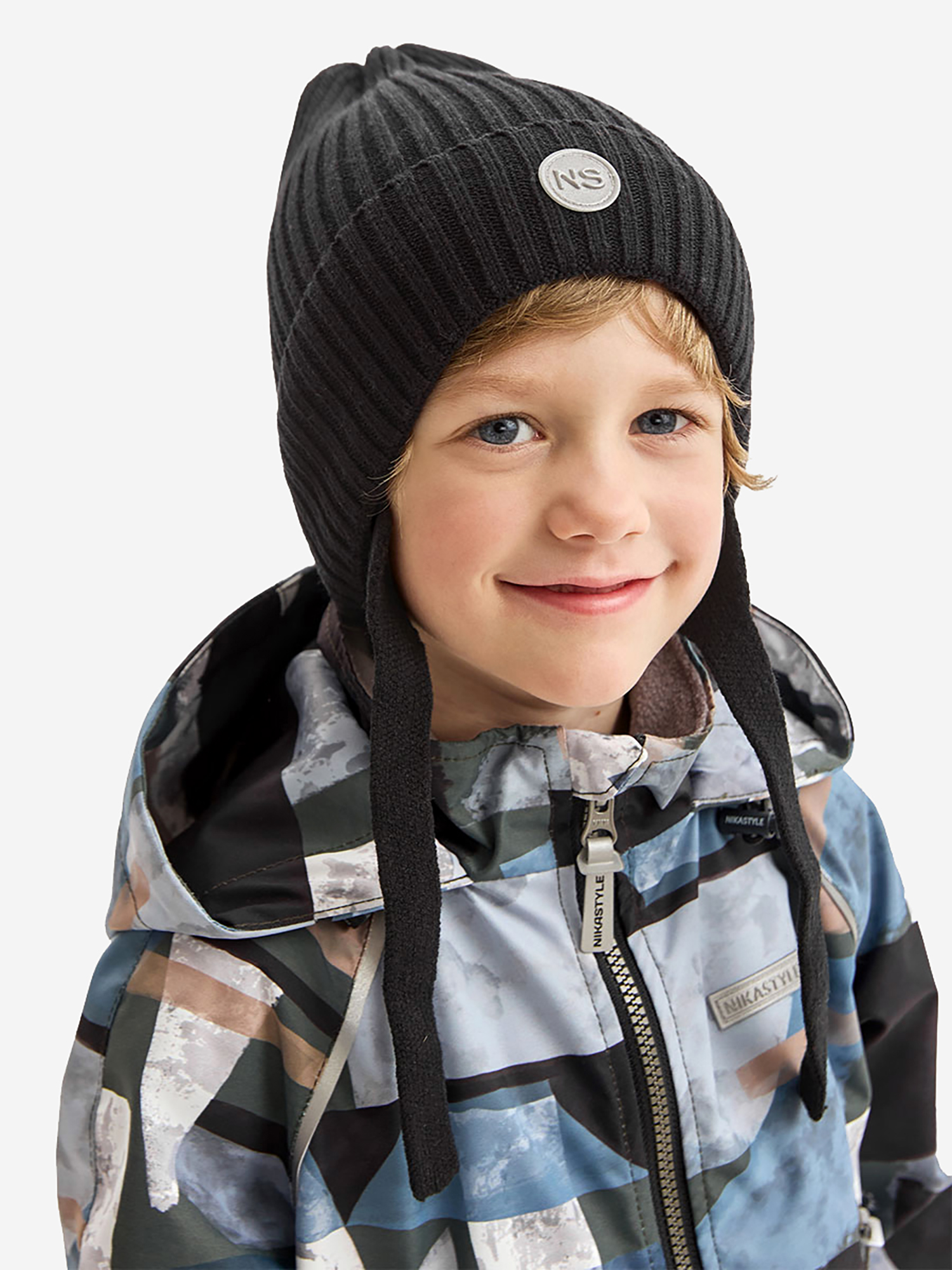 Изображение товара Шапка NIKASTYLE для детей и взрослых демисезонная спортивная стильная черная