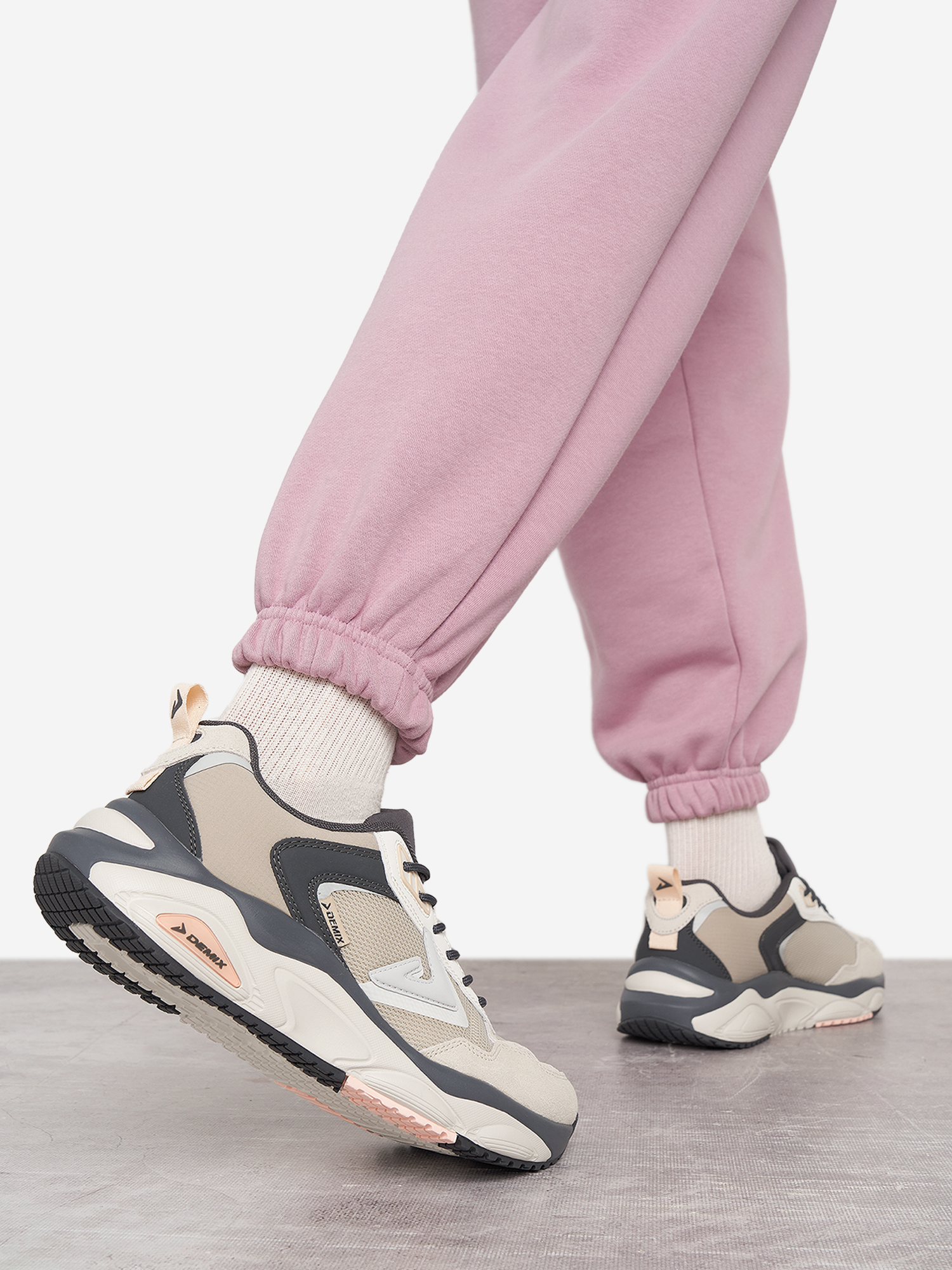 Изображение товара Женские кроссовки Demix Sprinter Volt Prm спортивный стиль лето всесезон