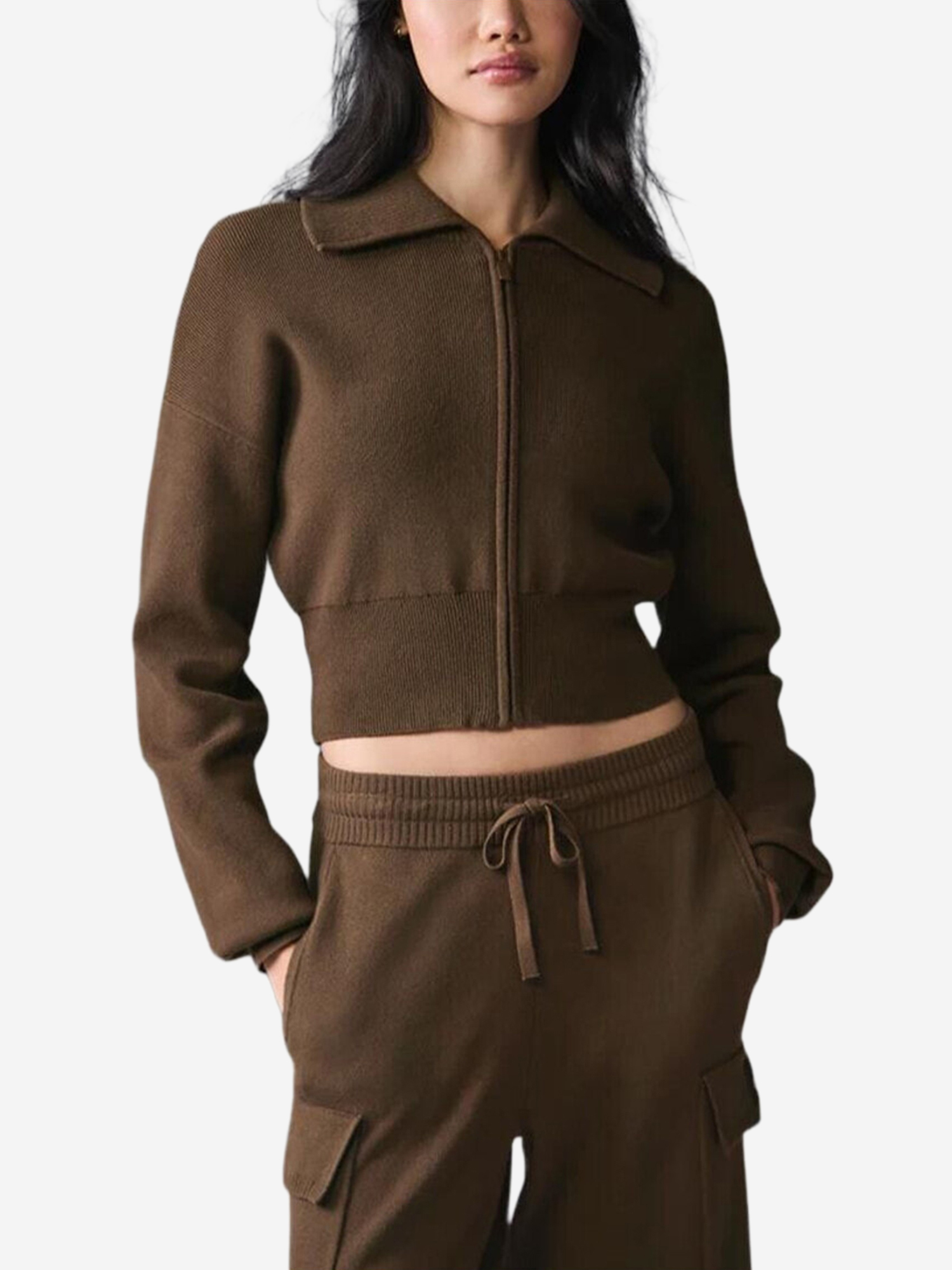 Изображение товара Alo Yoga Scholar куртка коричневая женская, спортивная, без подкладки