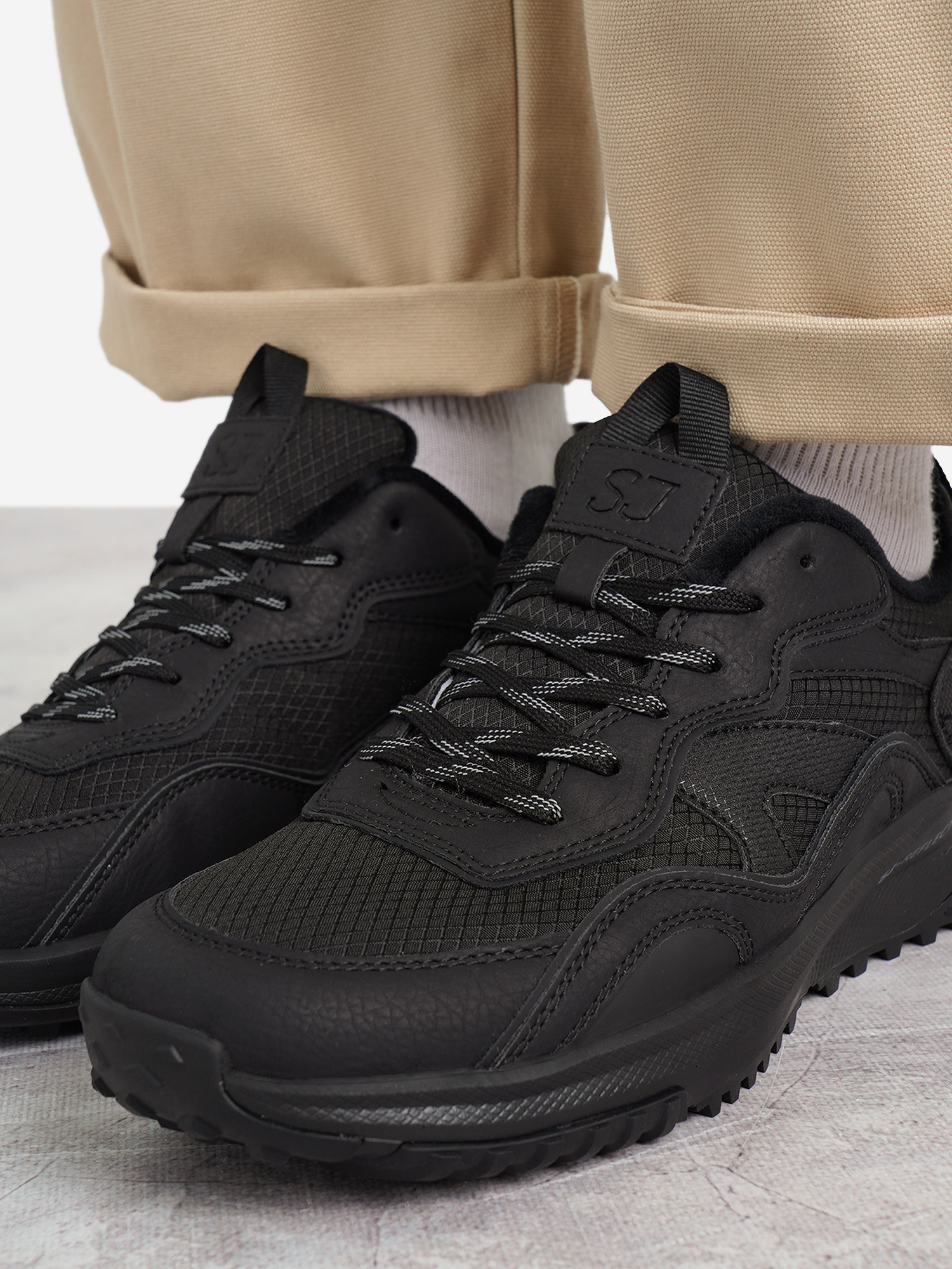 фото Кроссовки мужские safety jogger, черный